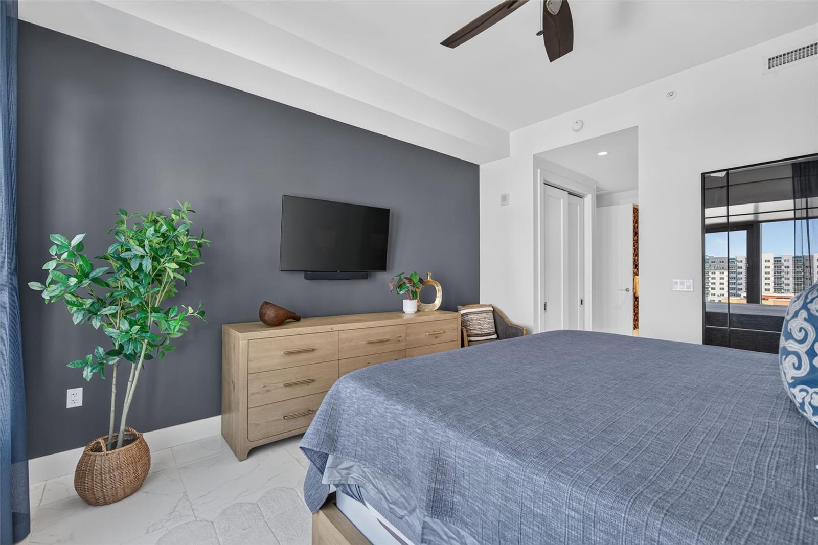 111 S PINEAPPLE AVE #716 — photo 36