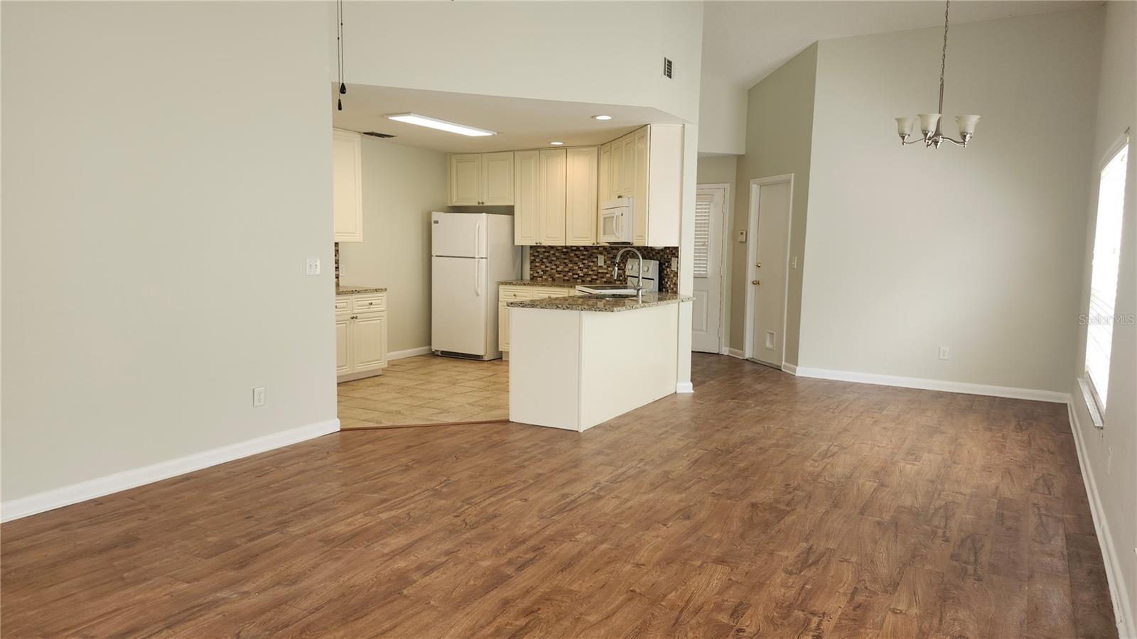 1306 COOLRIDGE DR — photo 4