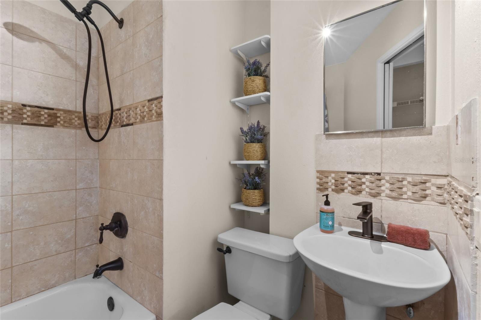 2520 E MILMAR DR — photo 18