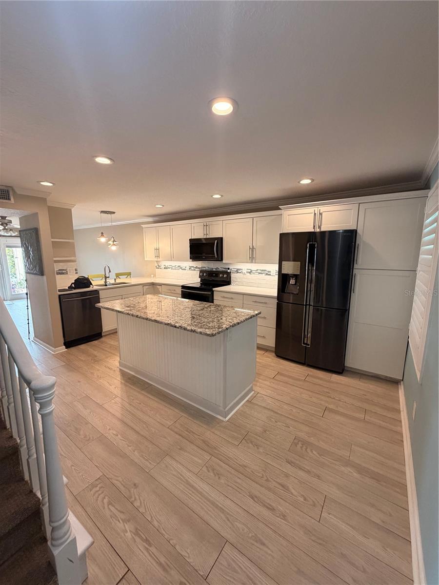 5050 COQUINA KEY DR SE — photo 8