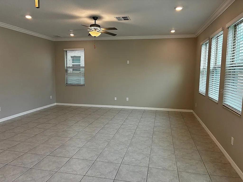 9100 SHADYSIDE LN — photo 6