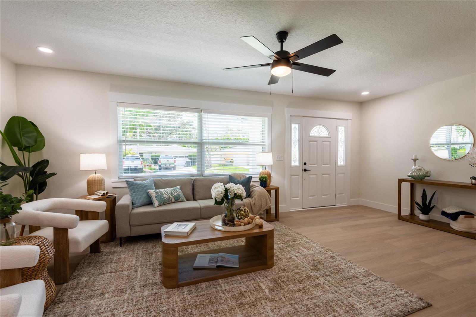 796 PINEWOOD DR — photo 14