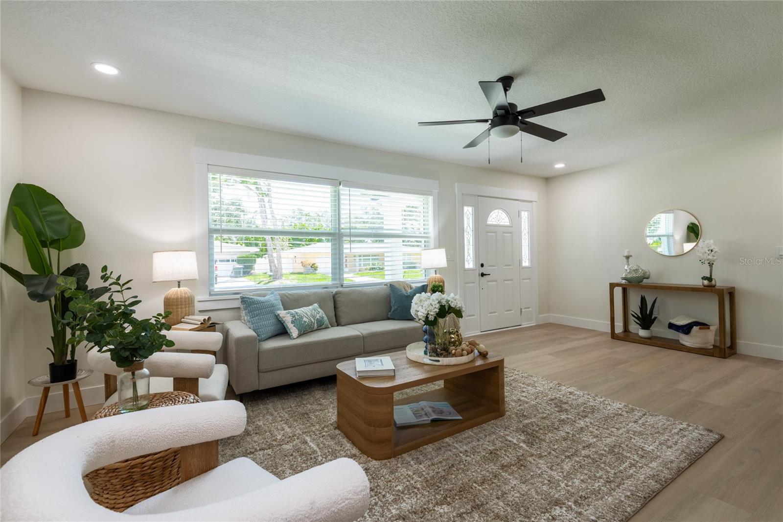 796 PINEWOOD DR — photo 10