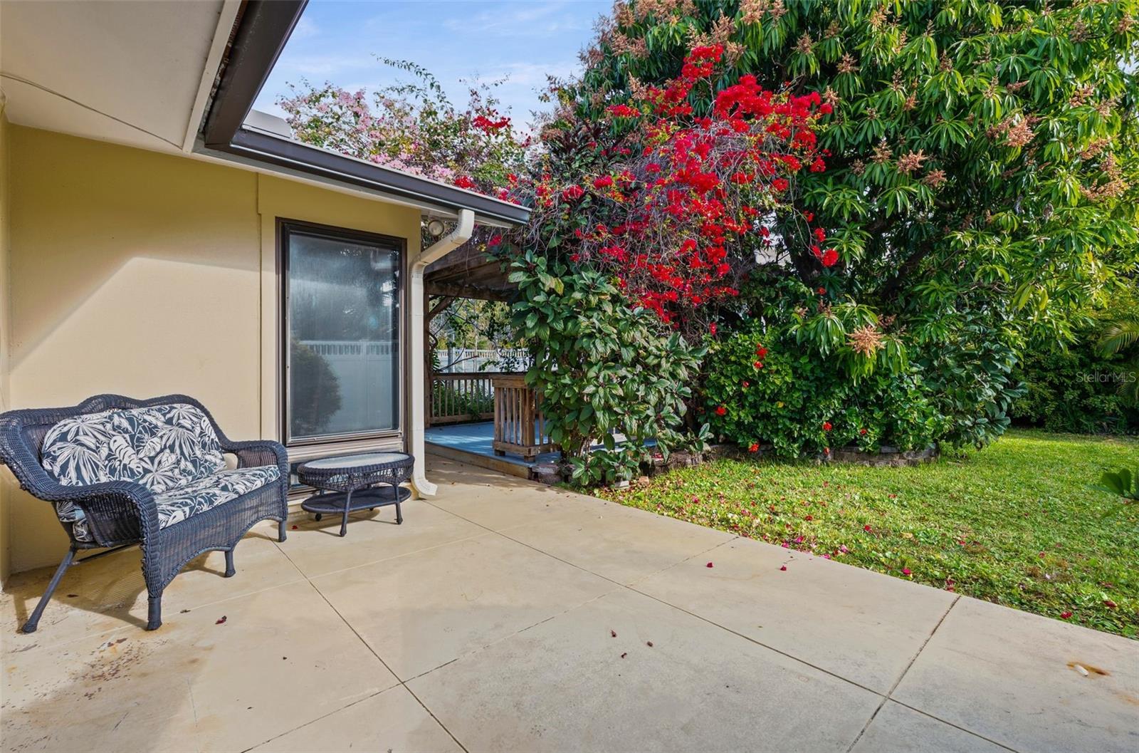 7215 WESTMORELAND DR — photo 26