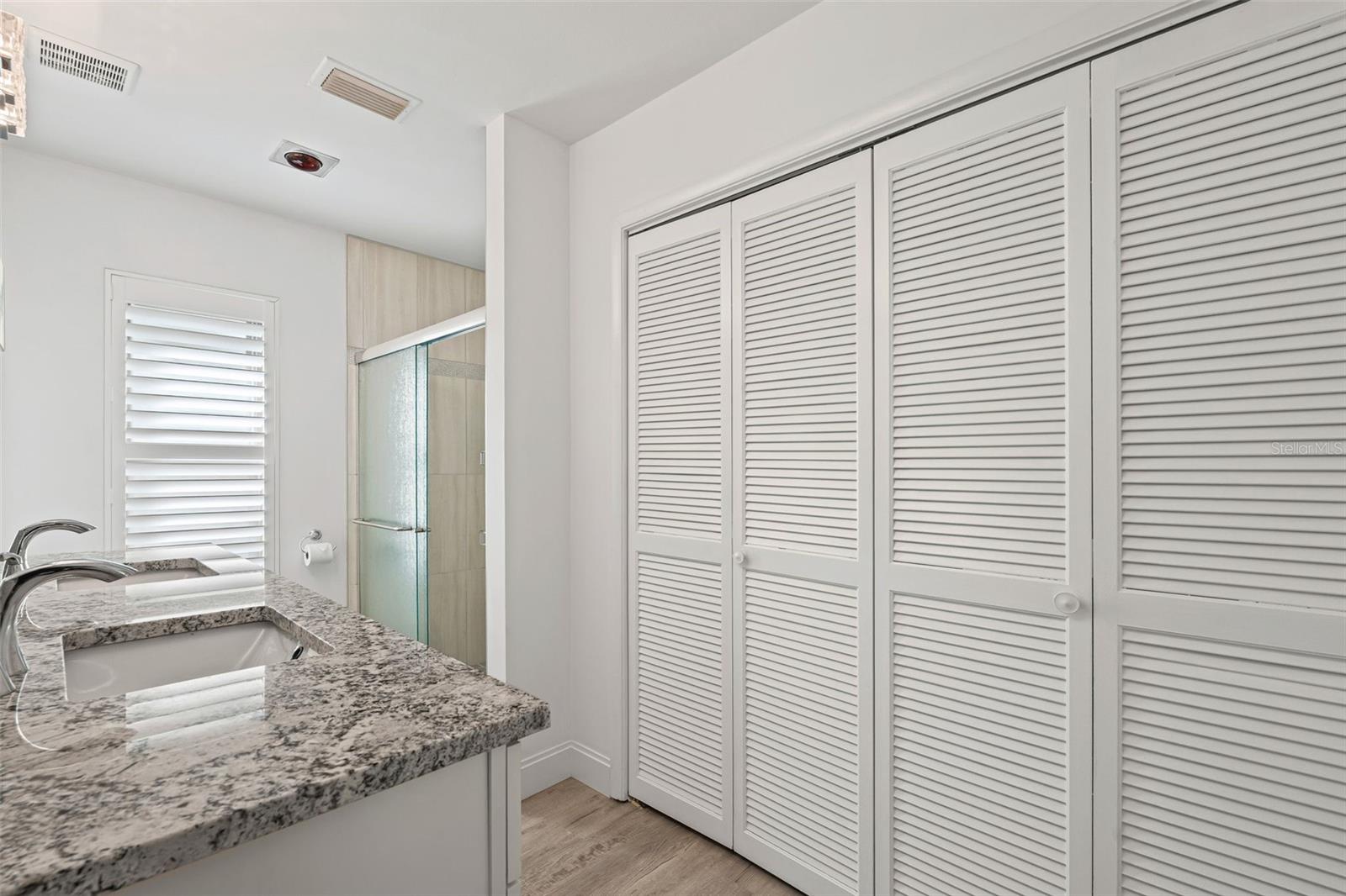 7215 WESTMORELAND DR — photo 14