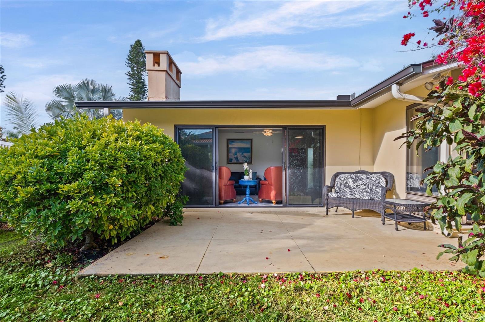 7215 WESTMORELAND DR — photo 27