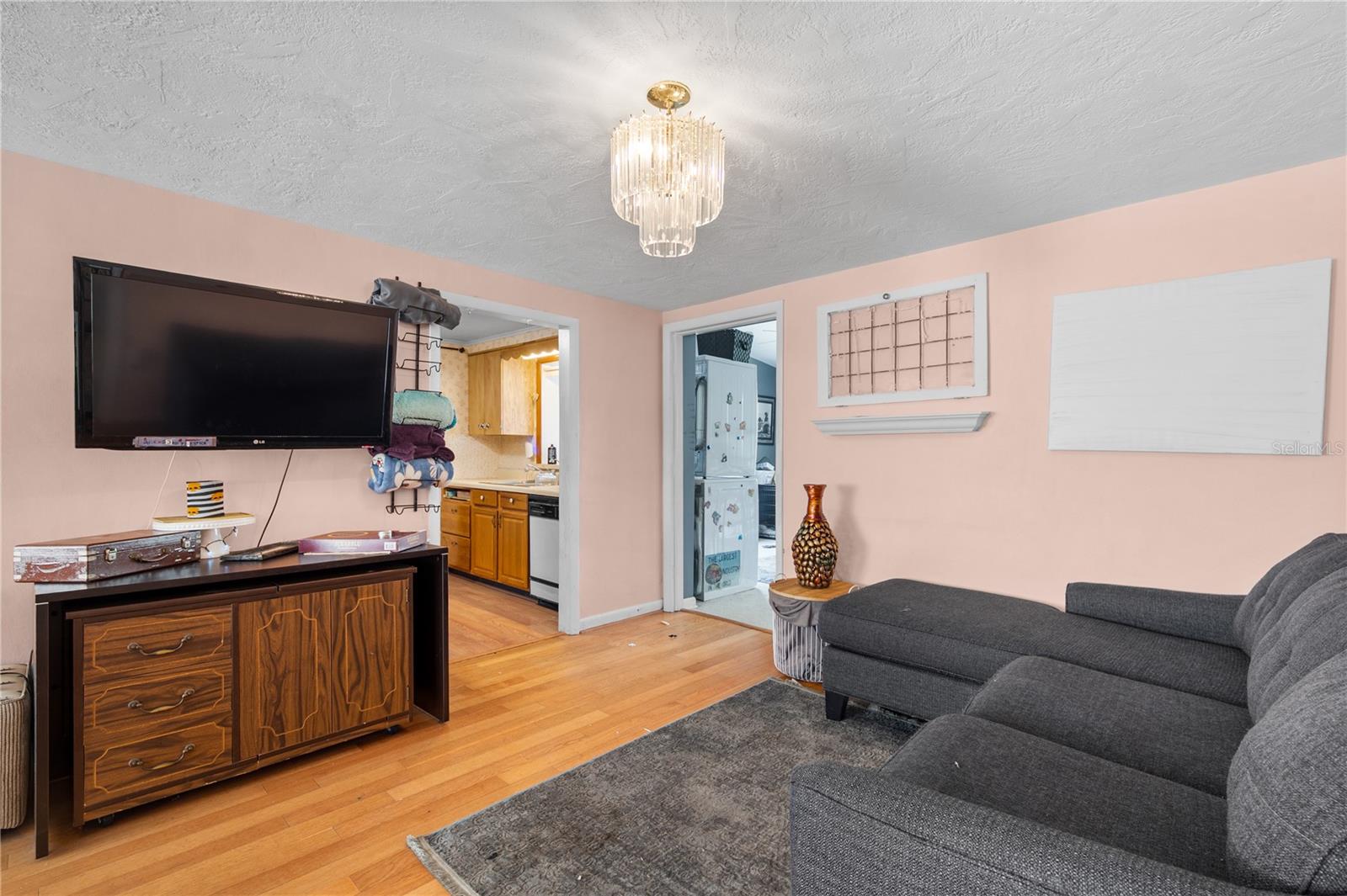 520 14TH AVE NW — photo 9