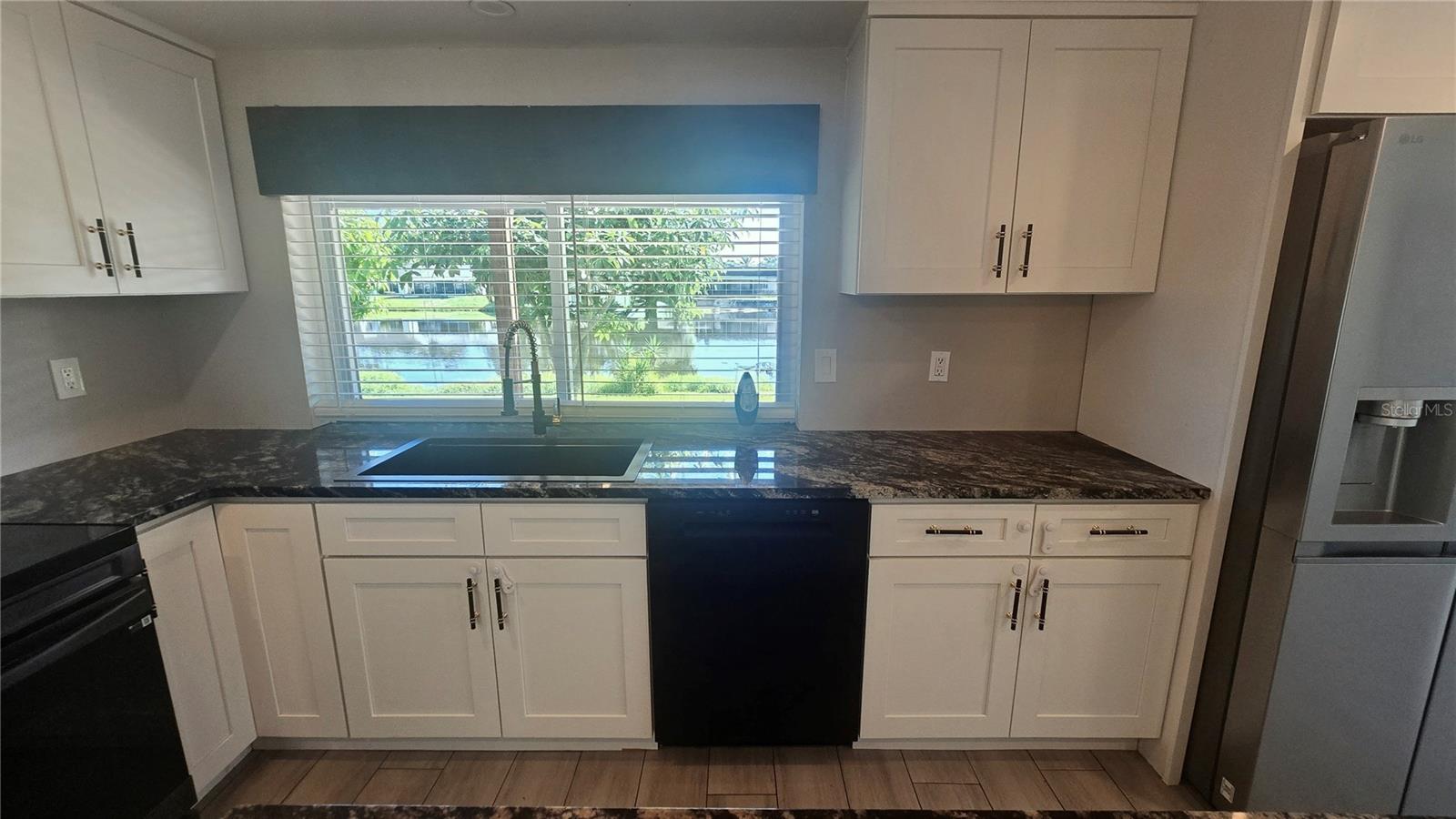 3532 OVERLAND DR — photo 6