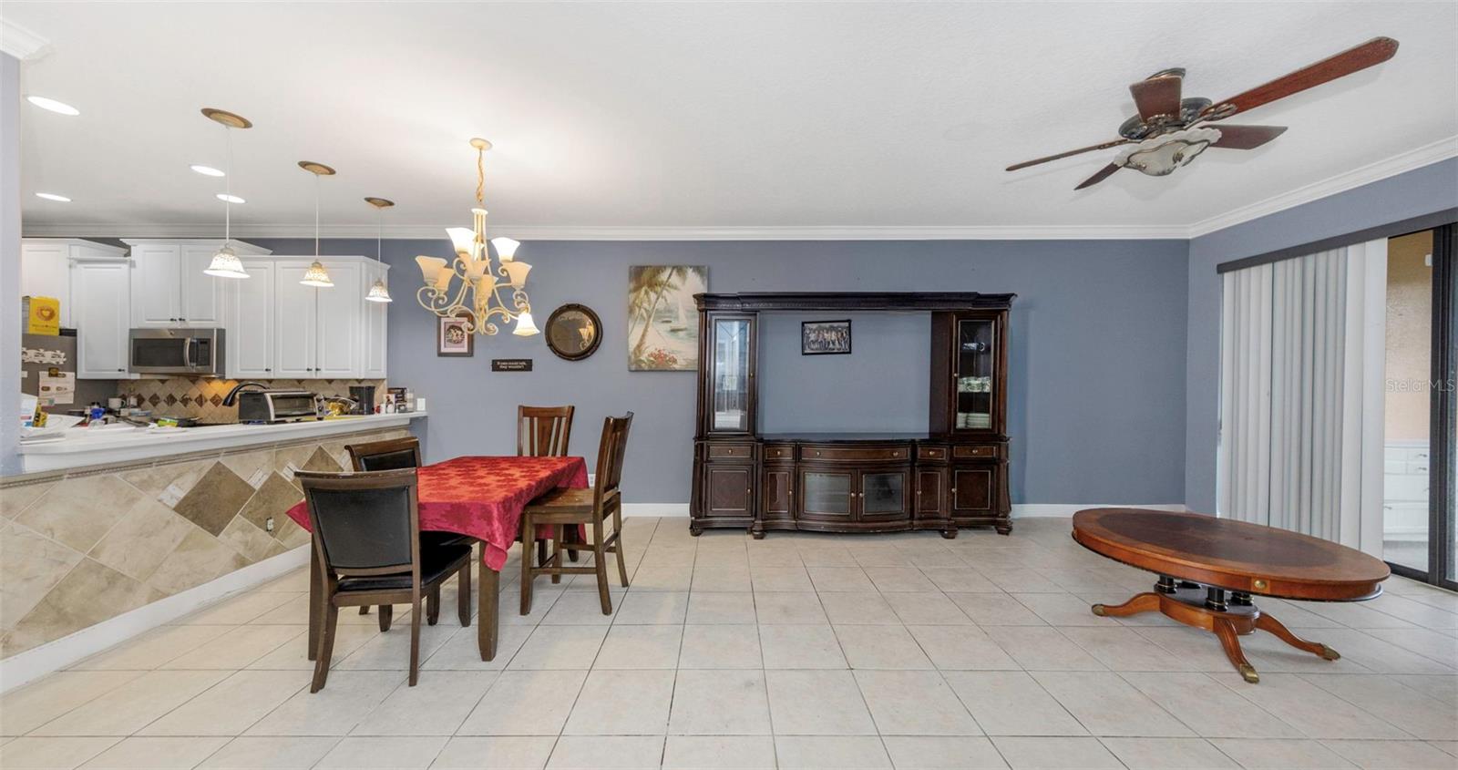 114 SHELL FALLS DR — photo 11