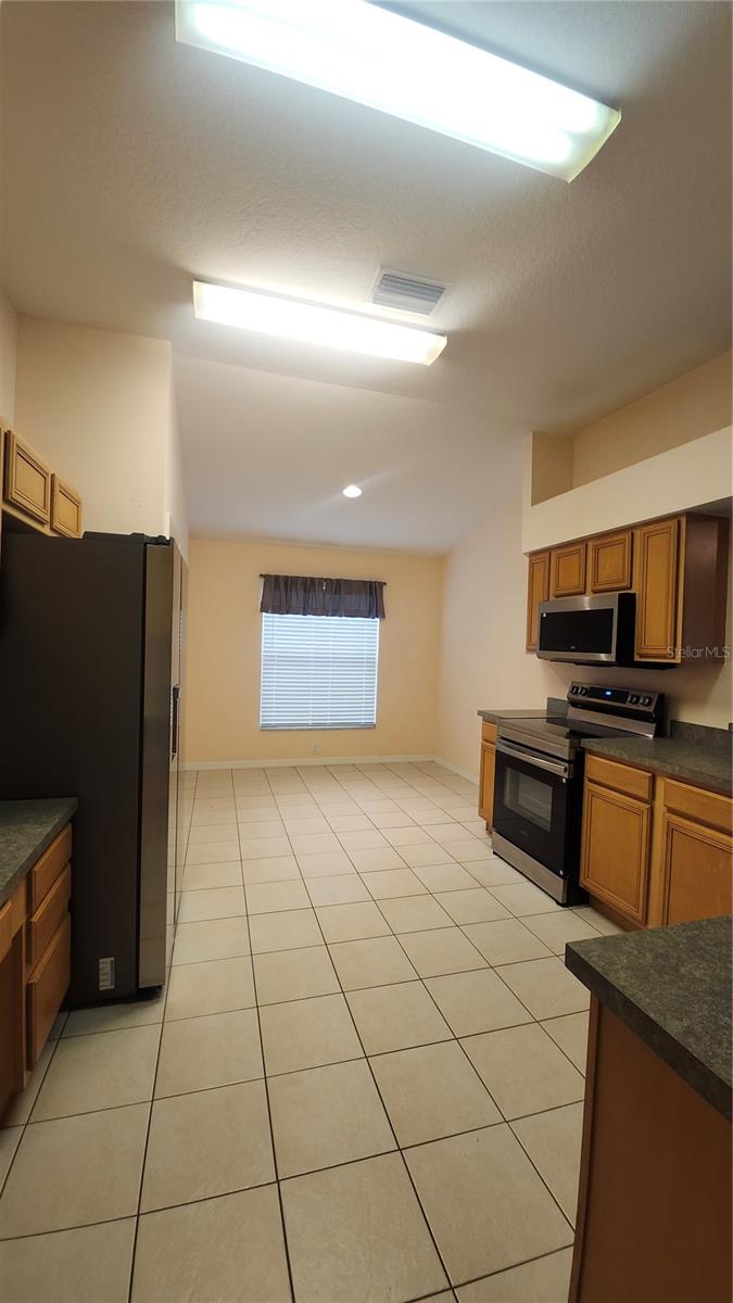 Home in VALRICO — photo 4