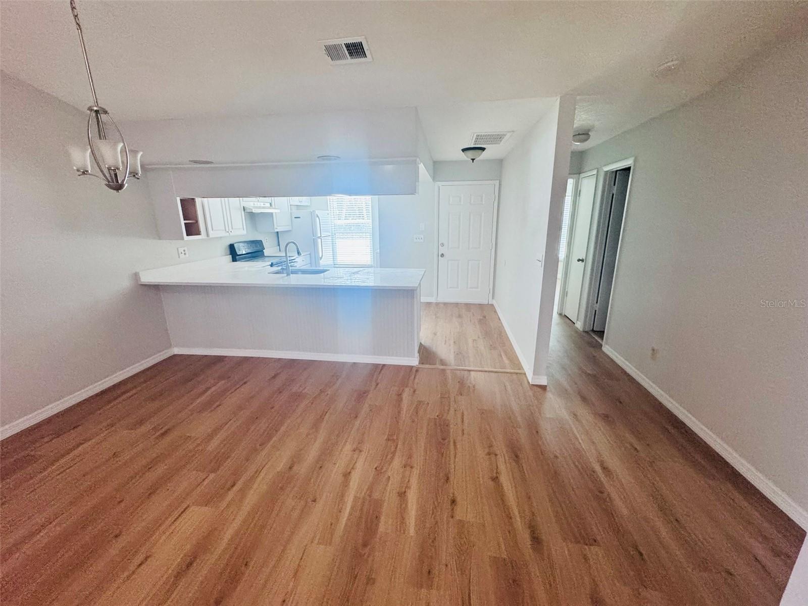 5151 GAINSVILLE DR — photo 18
