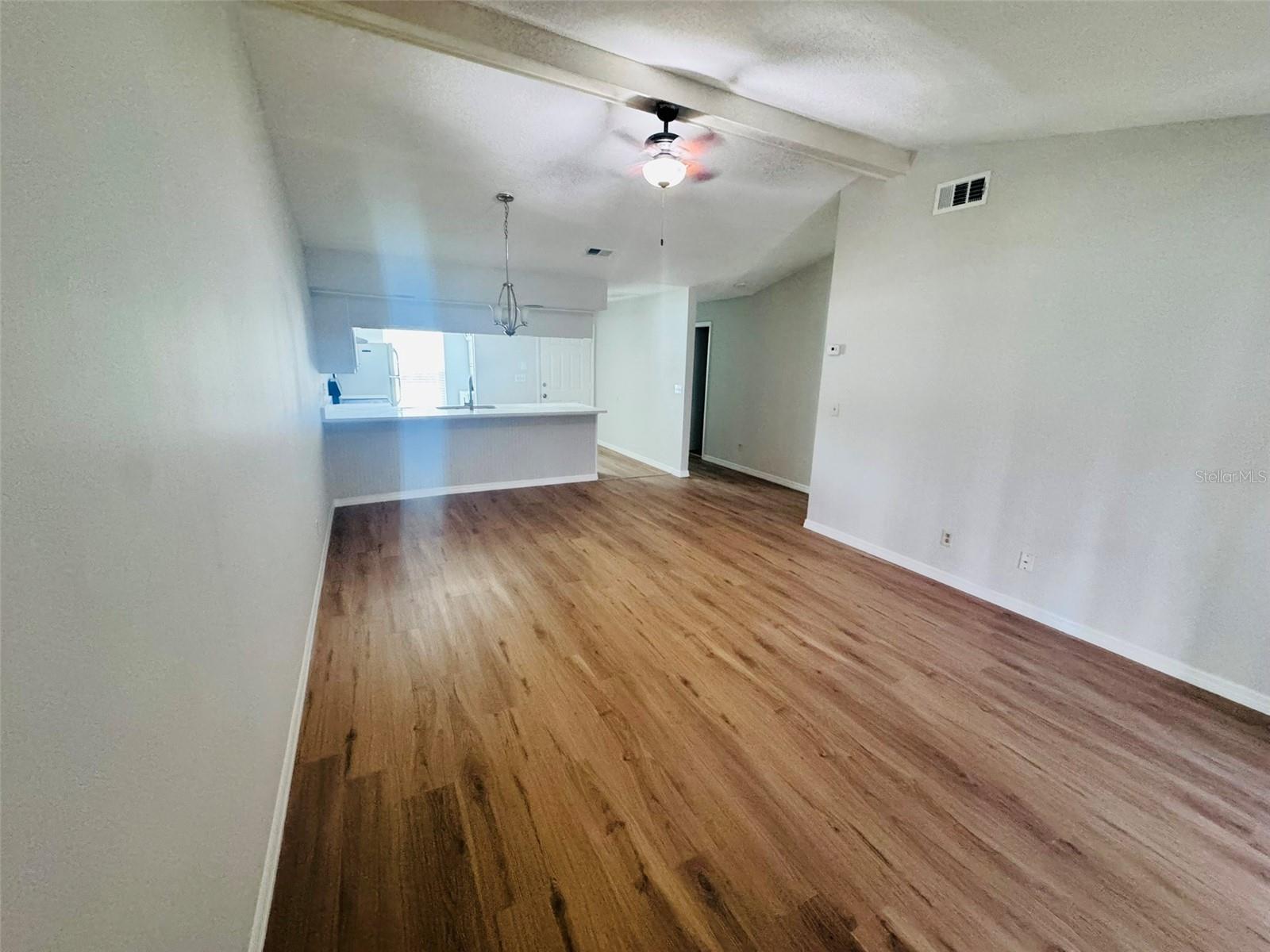 5151 GAINSVILLE DR — photo 17