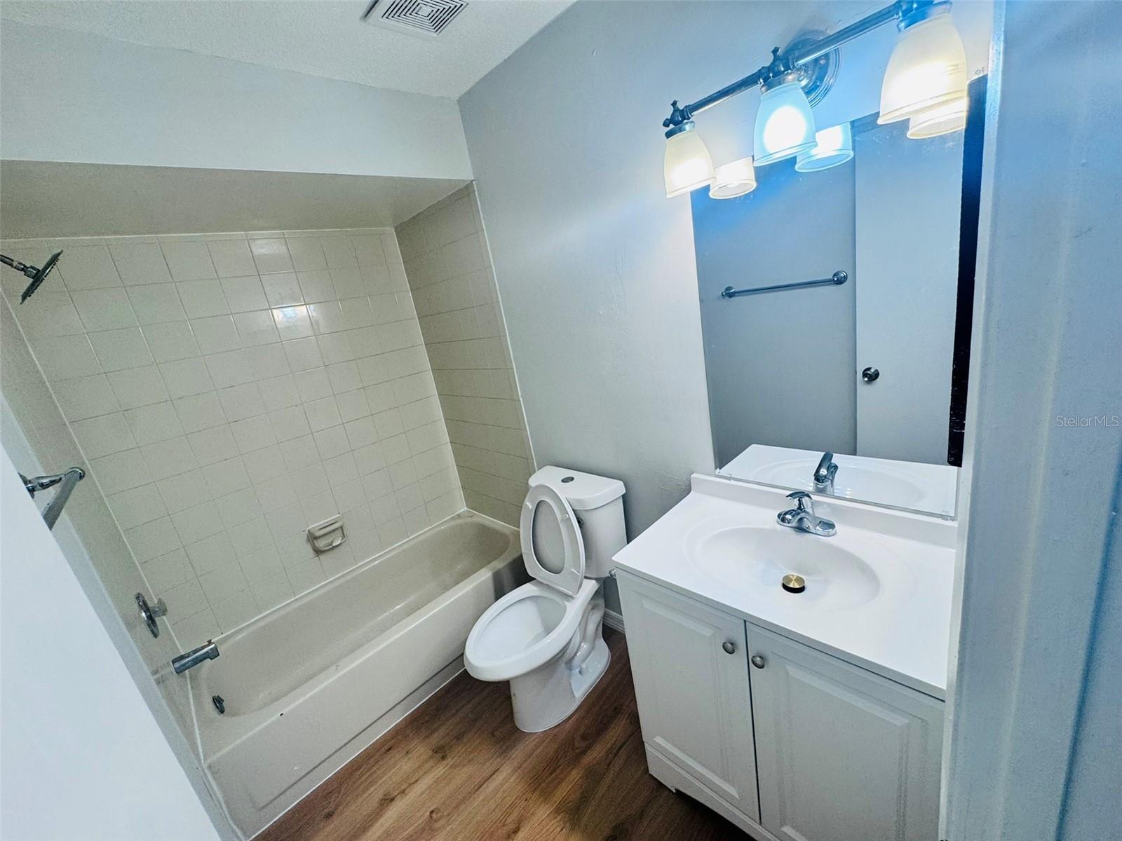 5151 GAINSVILLE DR — photo 13