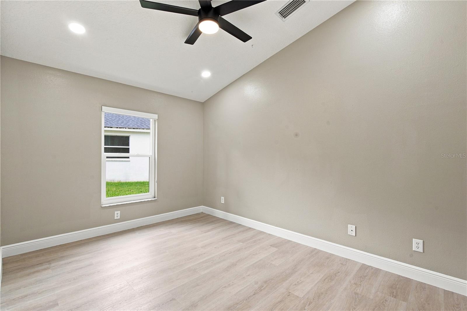 6137 WHIMBRELWOOD DR — photo 26