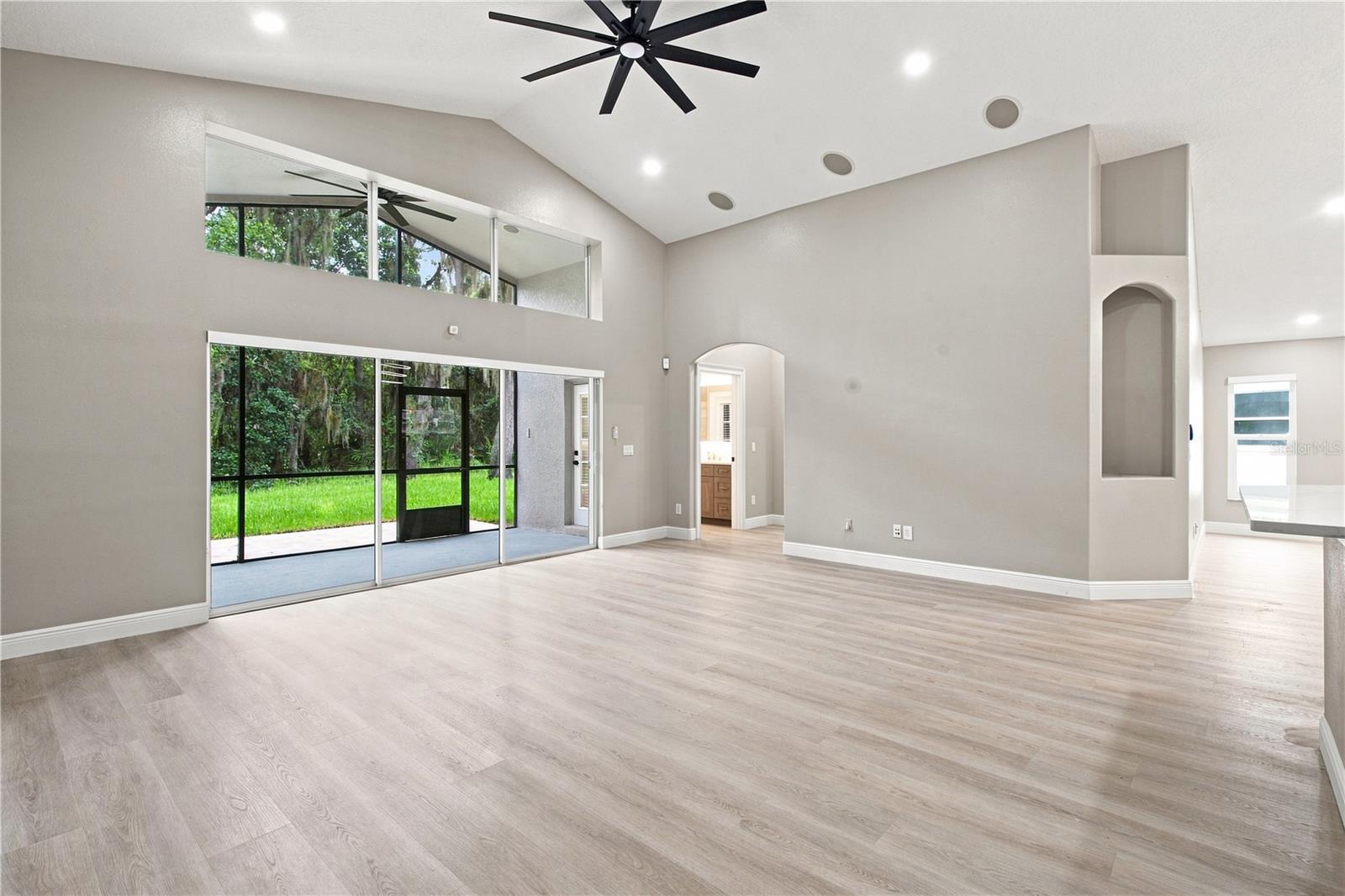 6137 WHIMBRELWOOD DR — photo 31