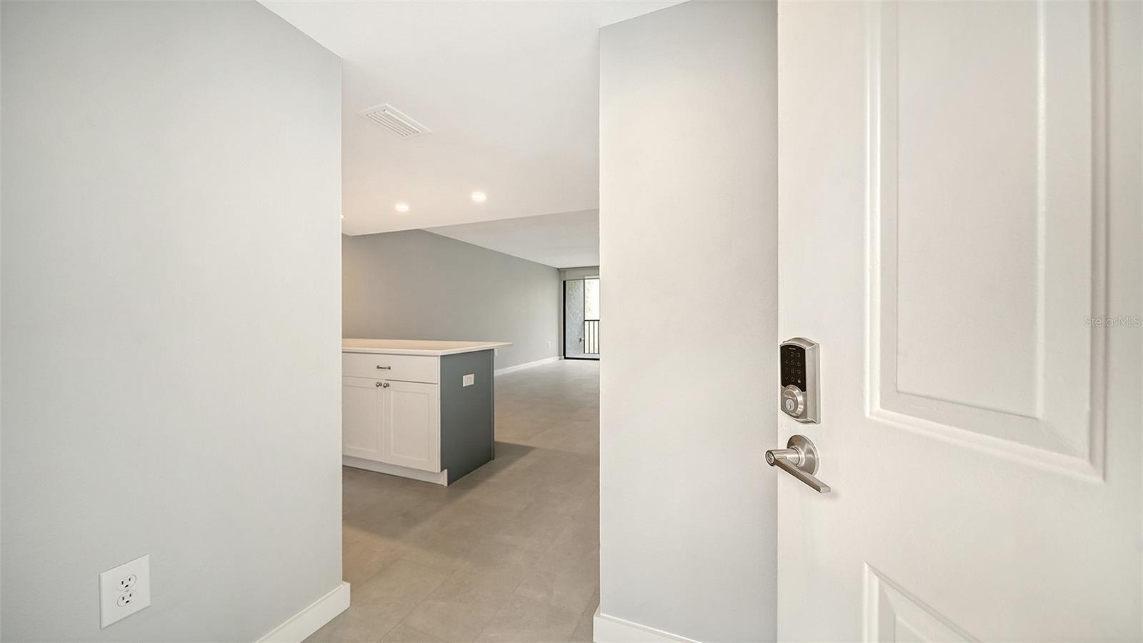 3262 CROSS CREEK DR #3262 — photo 4