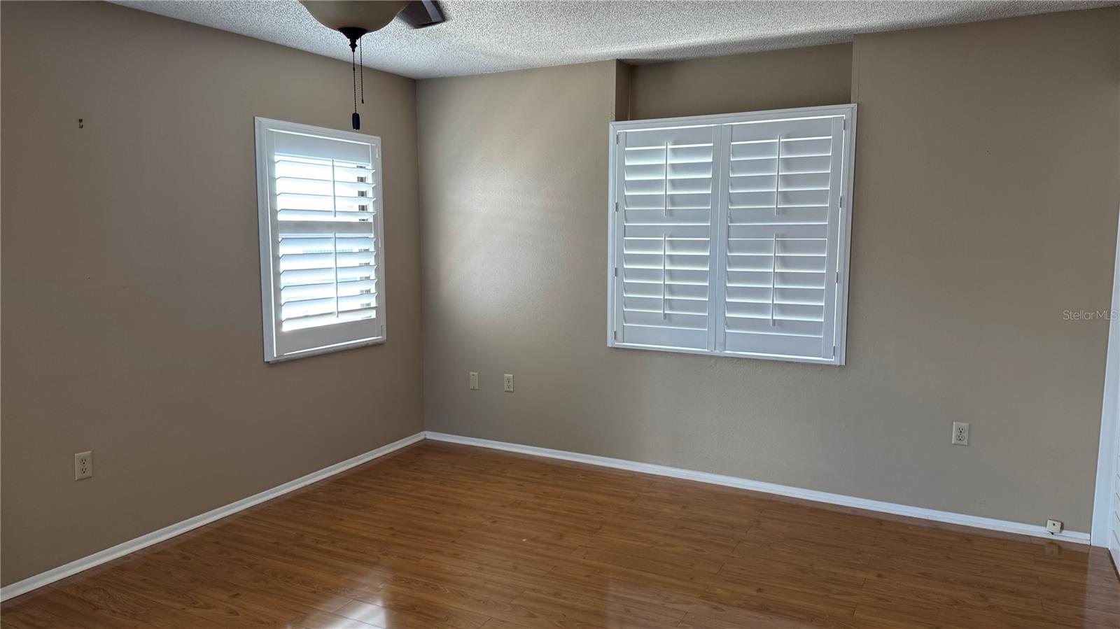 2813 W 74TH ST W — photo 11