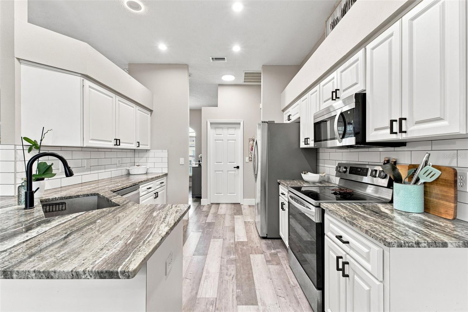 13540 KNOTTY LN — photo 16