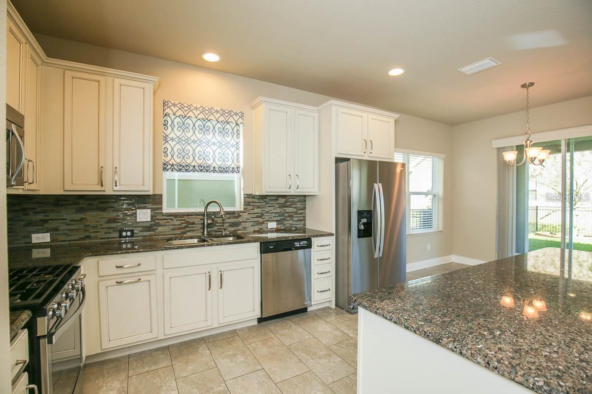 14304 PARKSIDE RIDGE WAY — photo 3