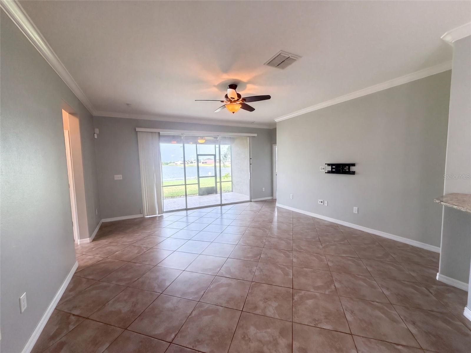 626 TANANA FALL DR — photo 3