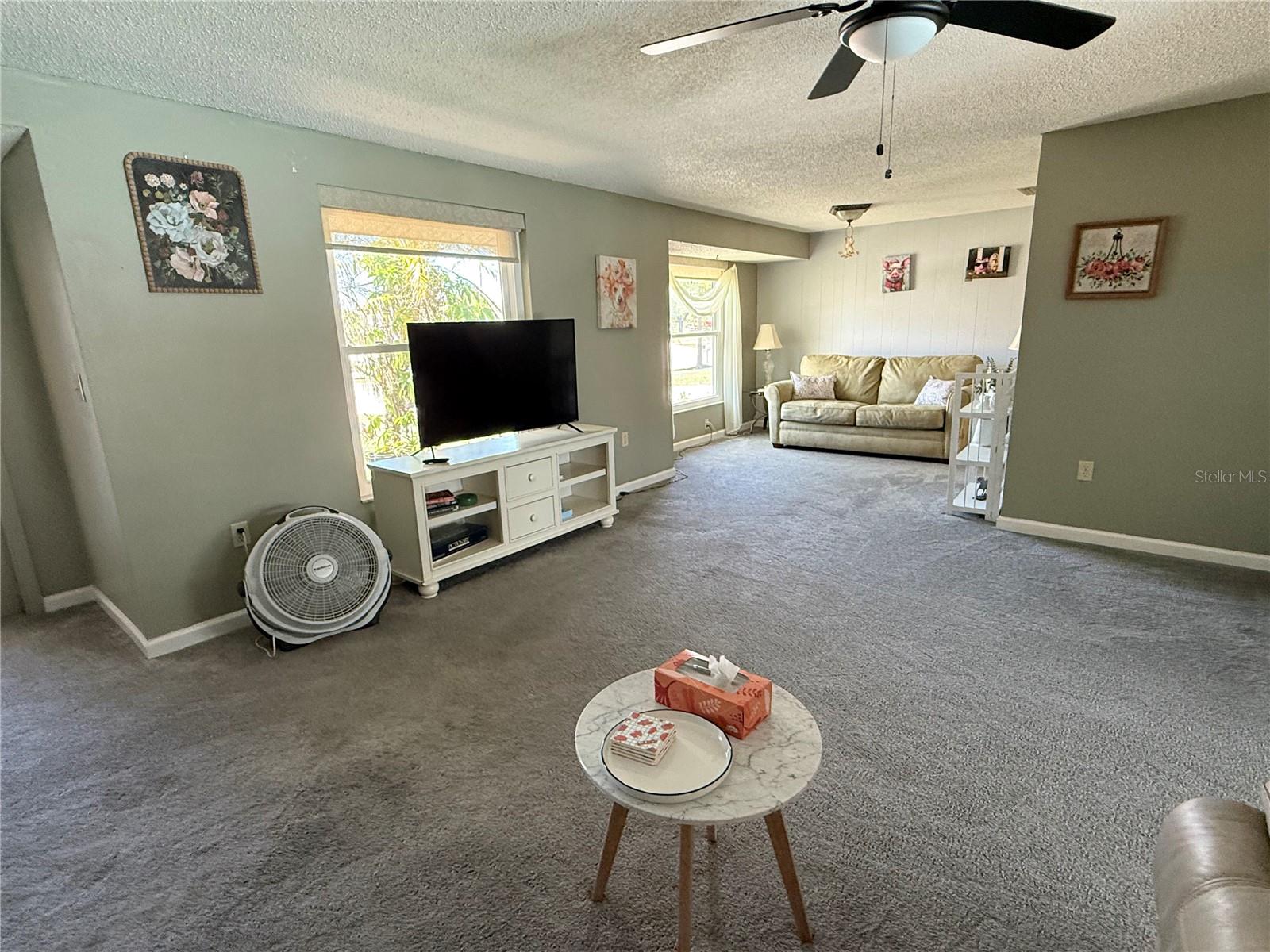 318 VENICE EAST BLVD — photo 16