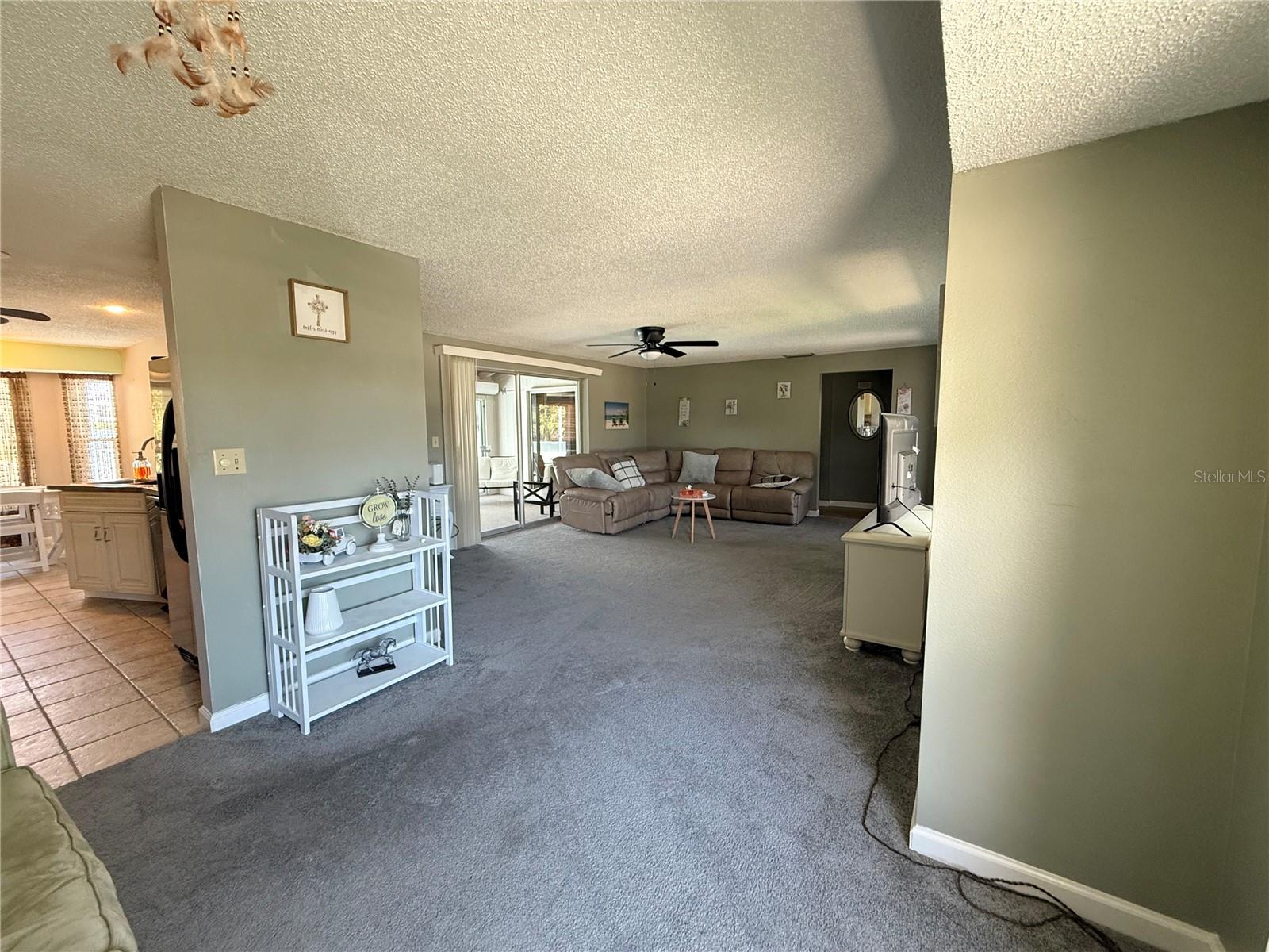 318 VENICE EAST BLVD — photo 15