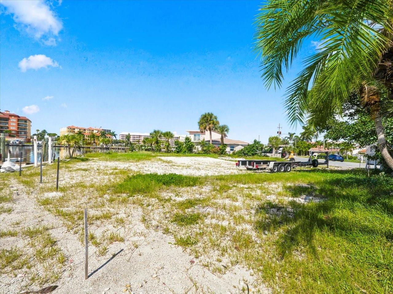 5400 ALOHA DR — photo 11