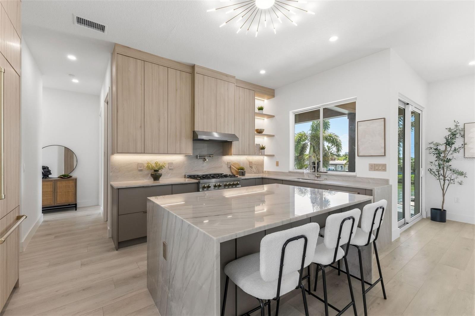 7870 CAUSEWAY BLVD S — photo 13