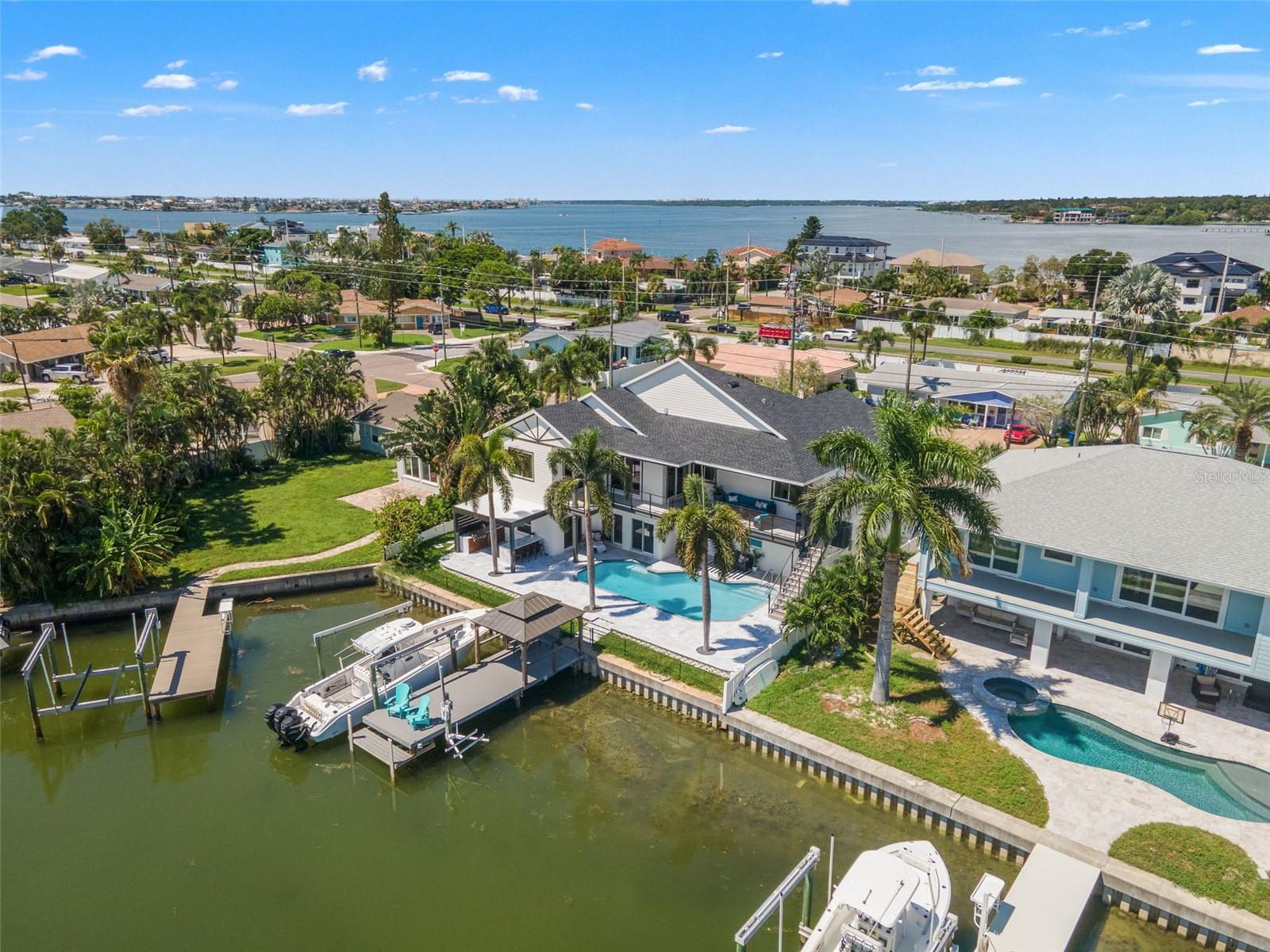 7870 CAUSEWAY BLVD S — photo 78