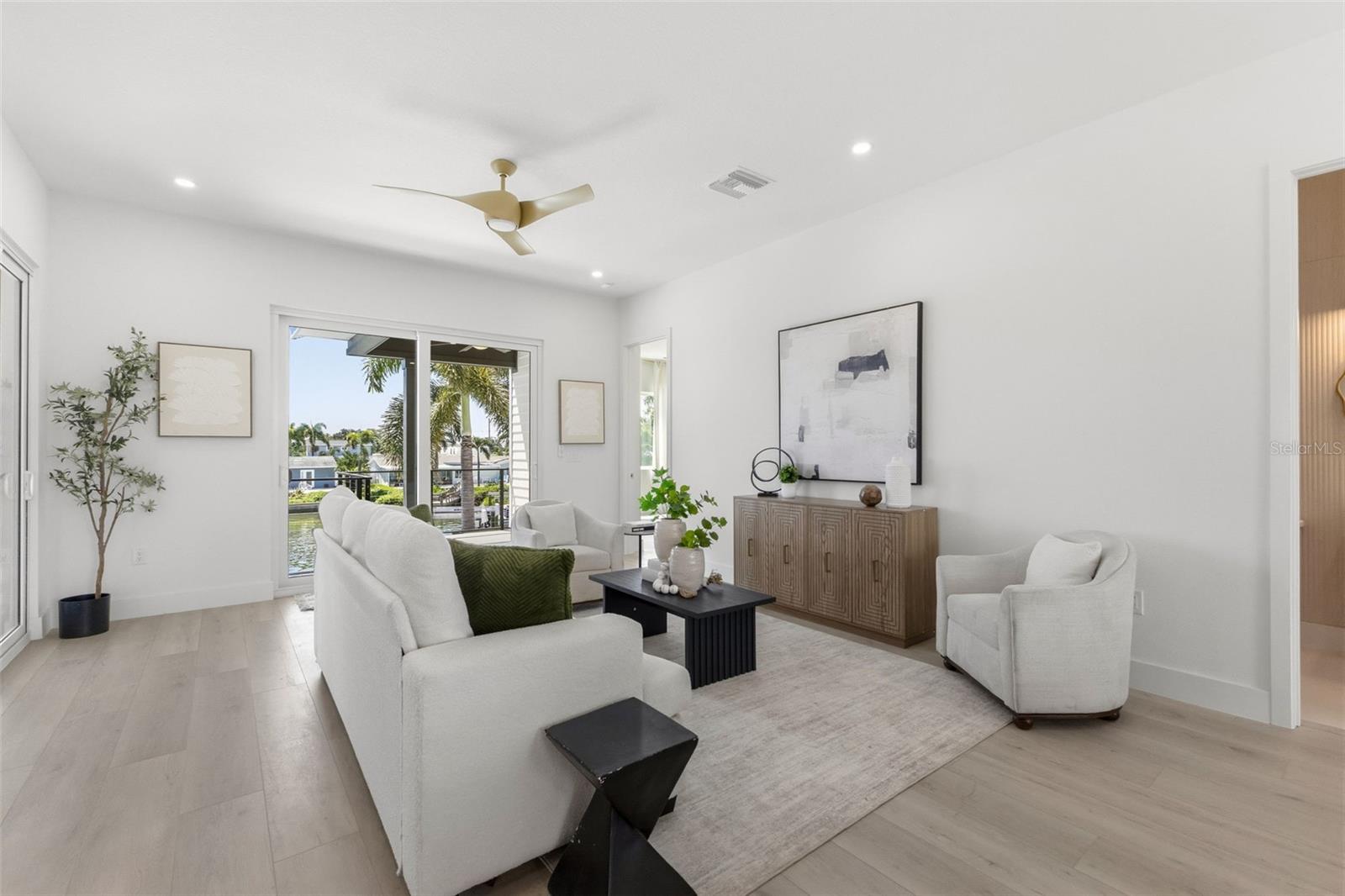 7870 CAUSEWAY BLVD S — photo 19