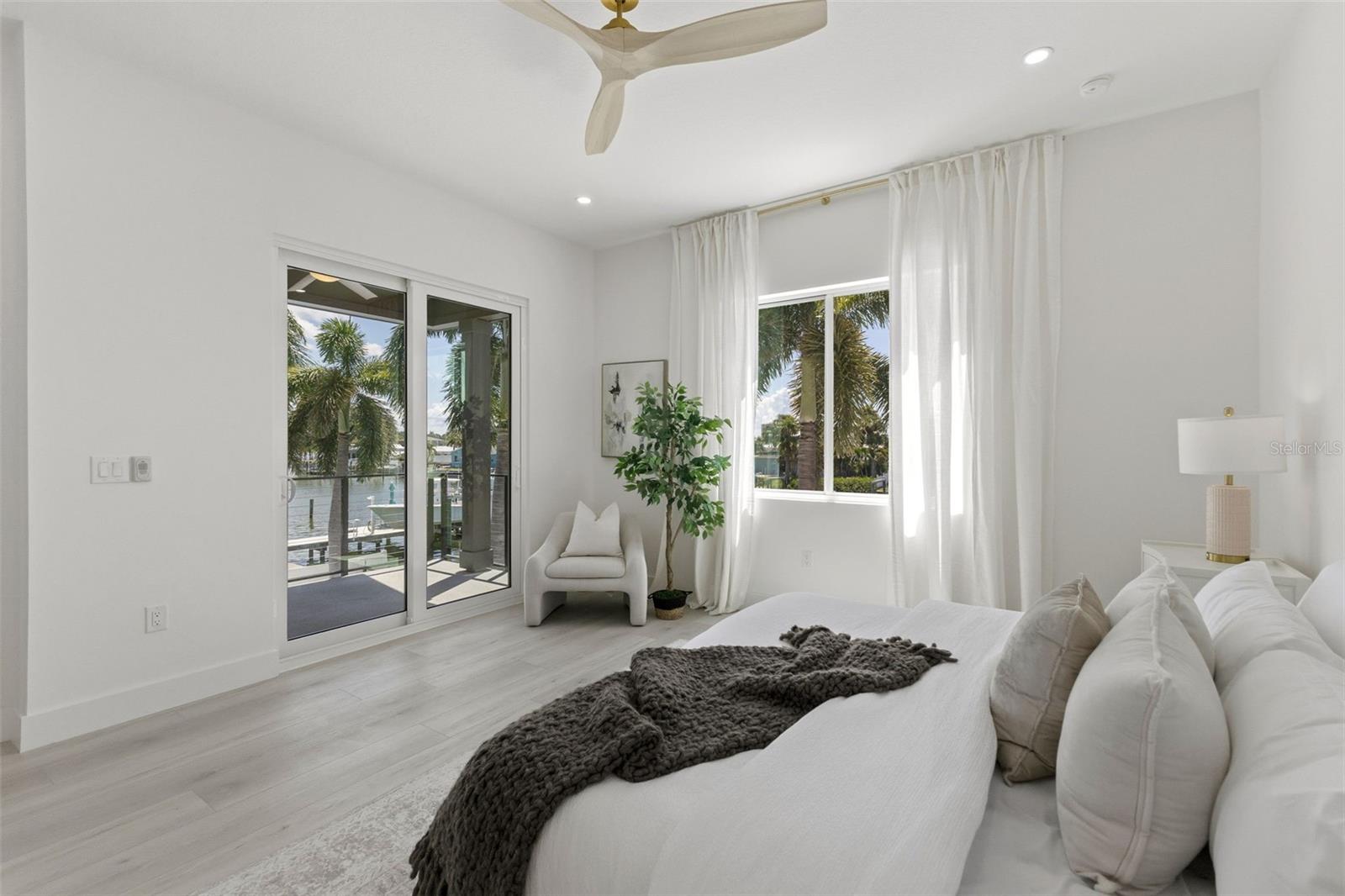 7870 CAUSEWAY BLVD S — photo 28