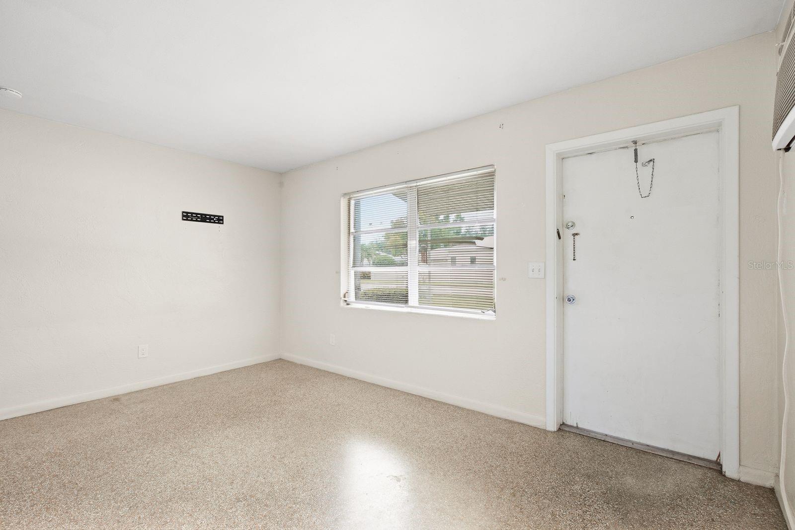 2238 EVANS RD — photo 4
