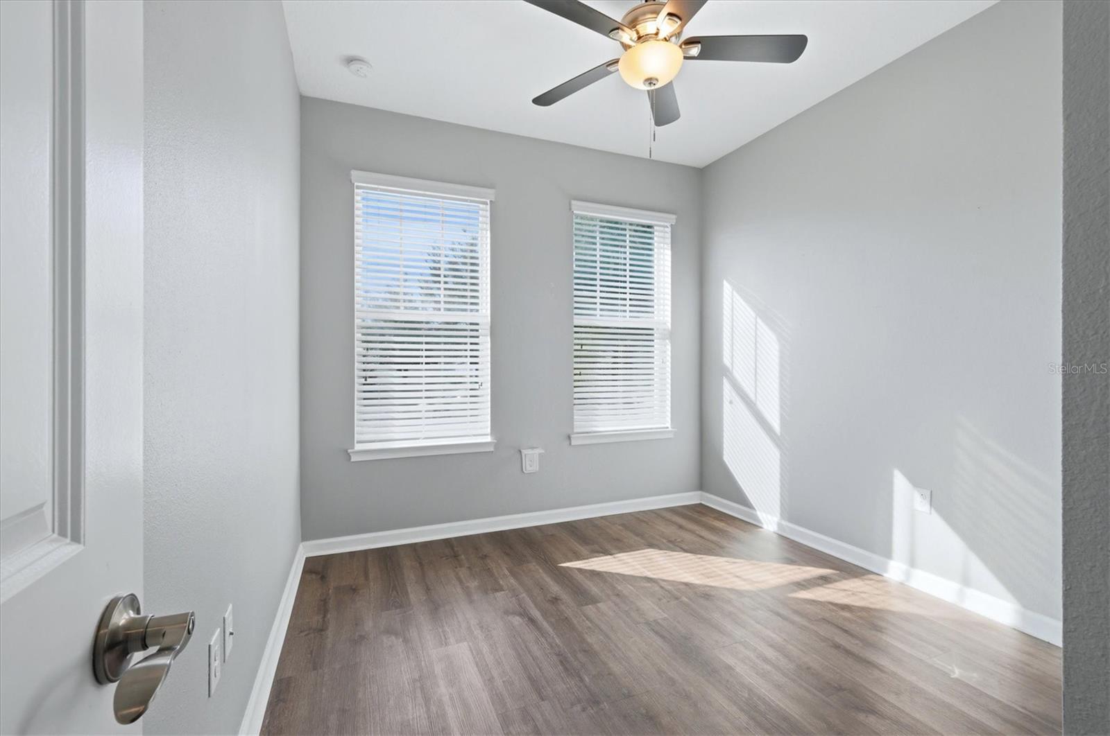 11705 MEADOWGATE PL — photo 28