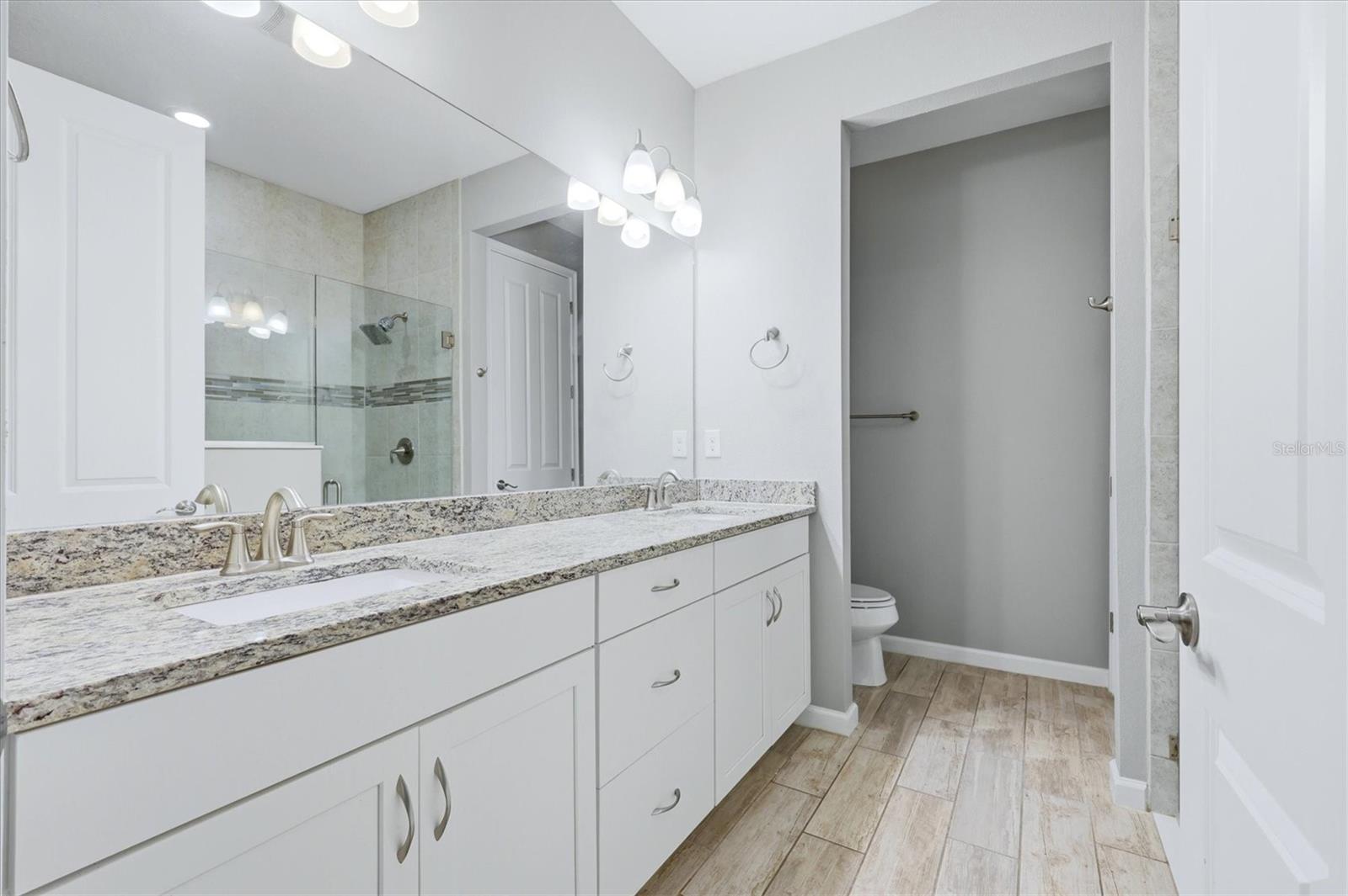 11705 MEADOWGATE PL — photo 21