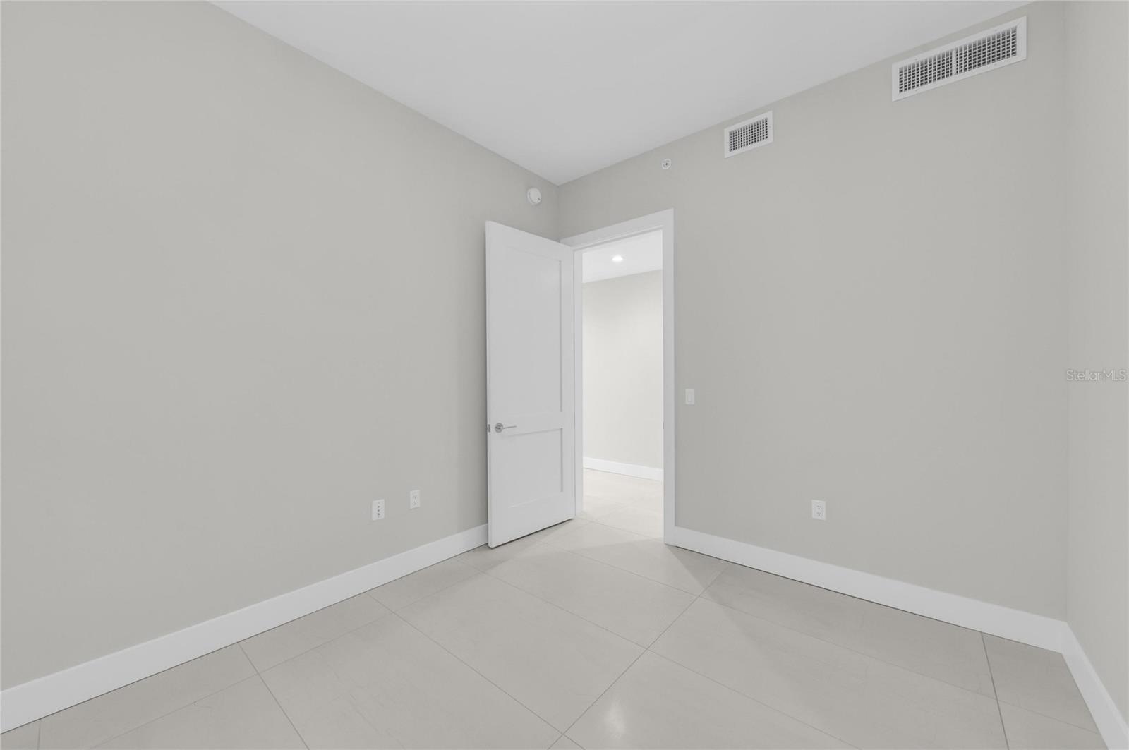 275 1ST AVE S #2204 — photo 29