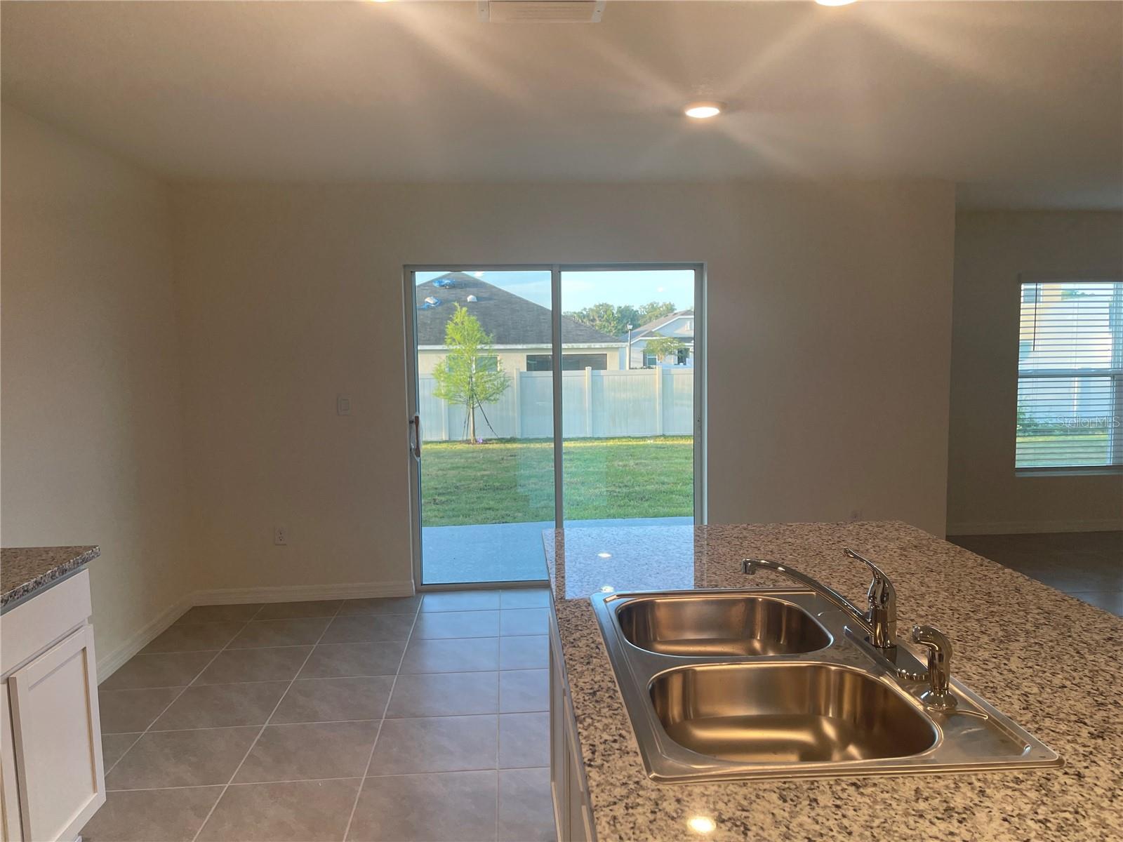 35628 DOVELAND DR — photo 8
