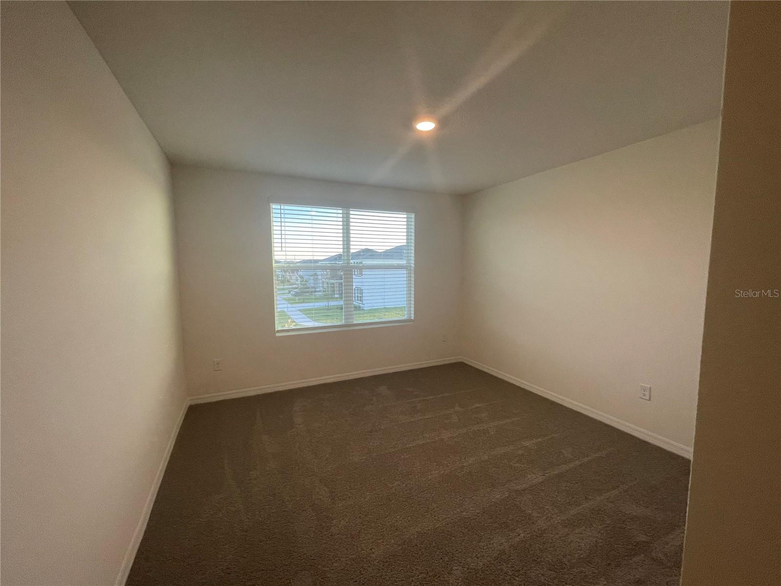 35628 DOVELAND DR — photo 17