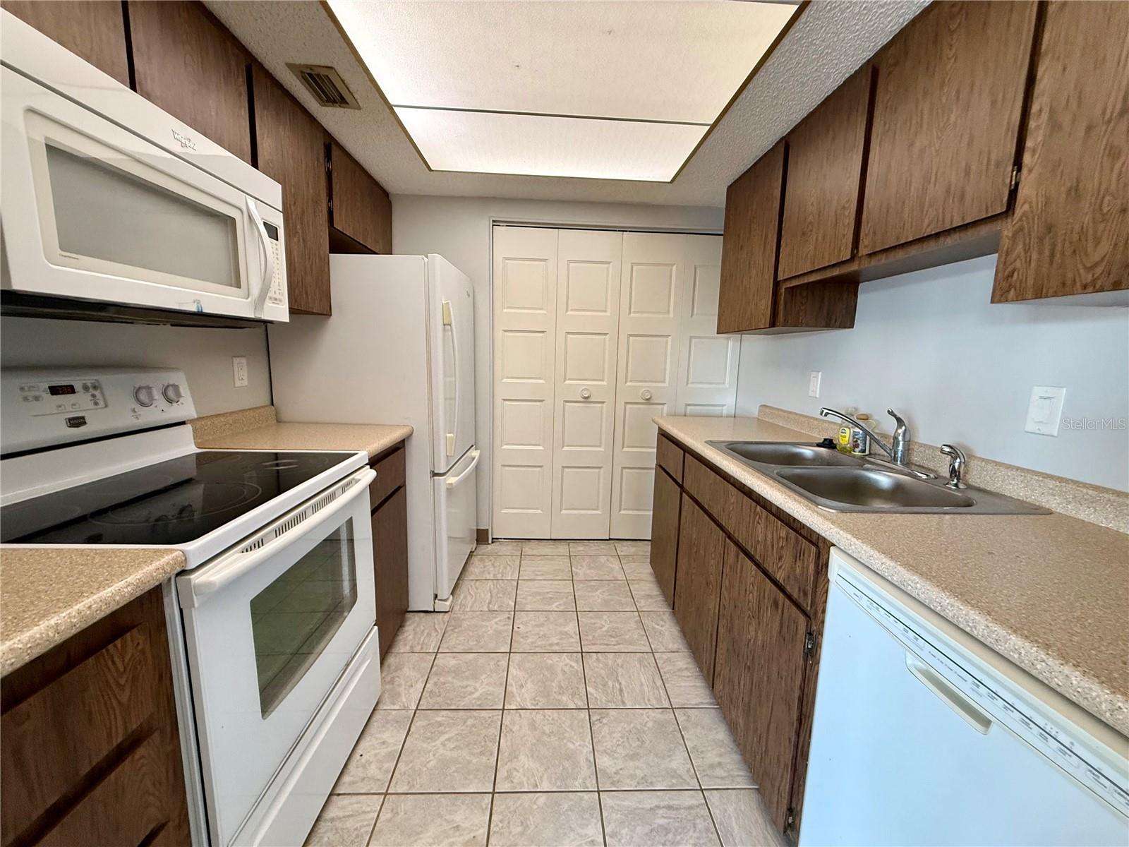 706 115TH AVE N #2406 — photo 11