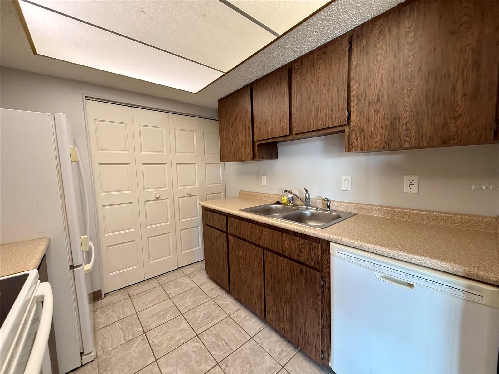 706 115TH AVE N #2406 — photo 12