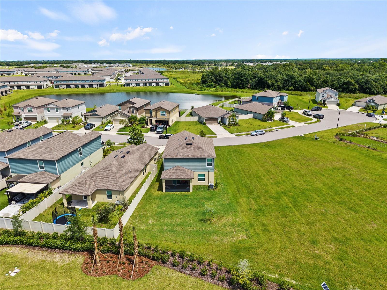 13603 SUNSET SAPPHIRE CT — photo 52