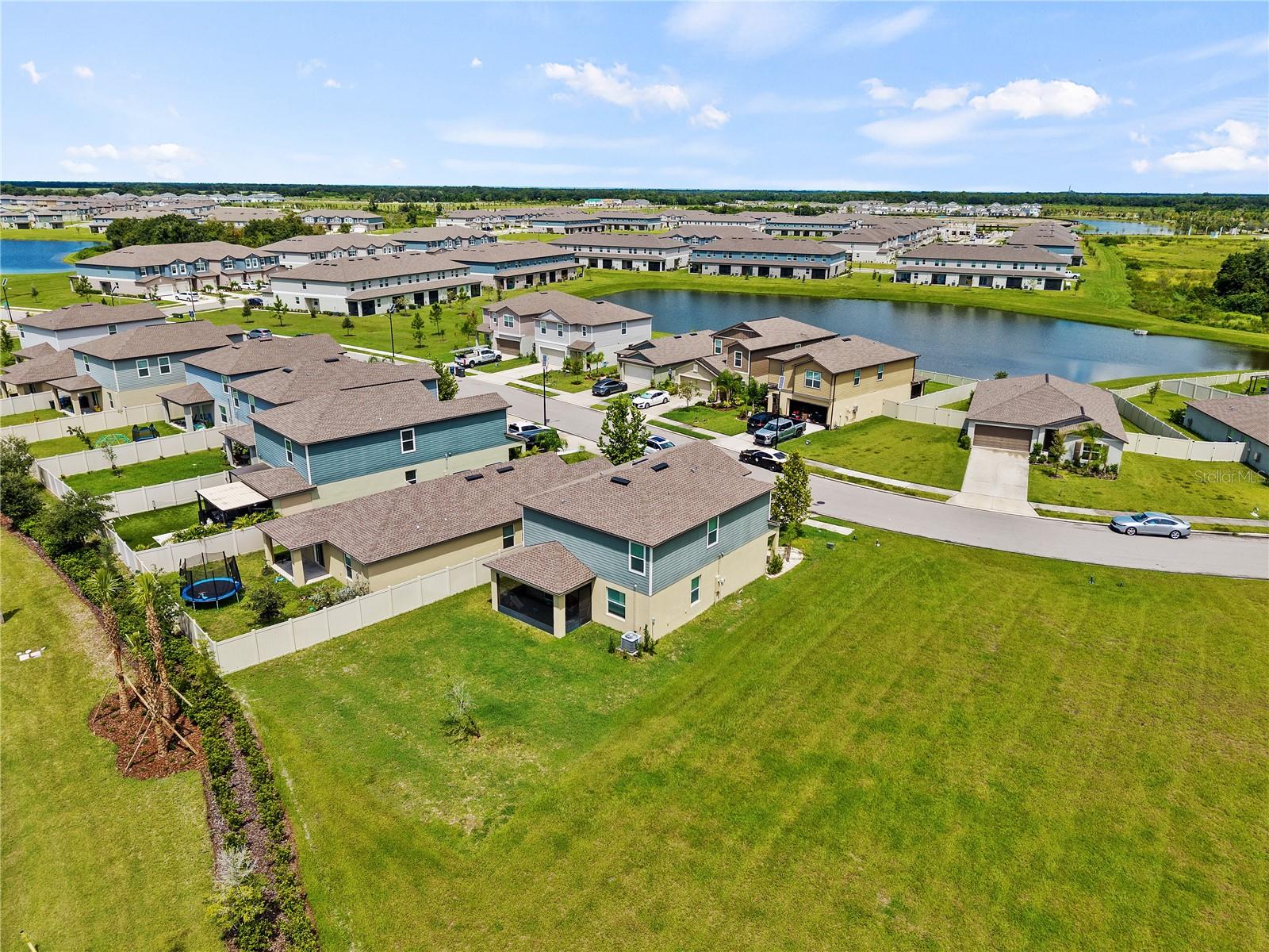 13603 SUNSET SAPPHIRE CT — photo 53