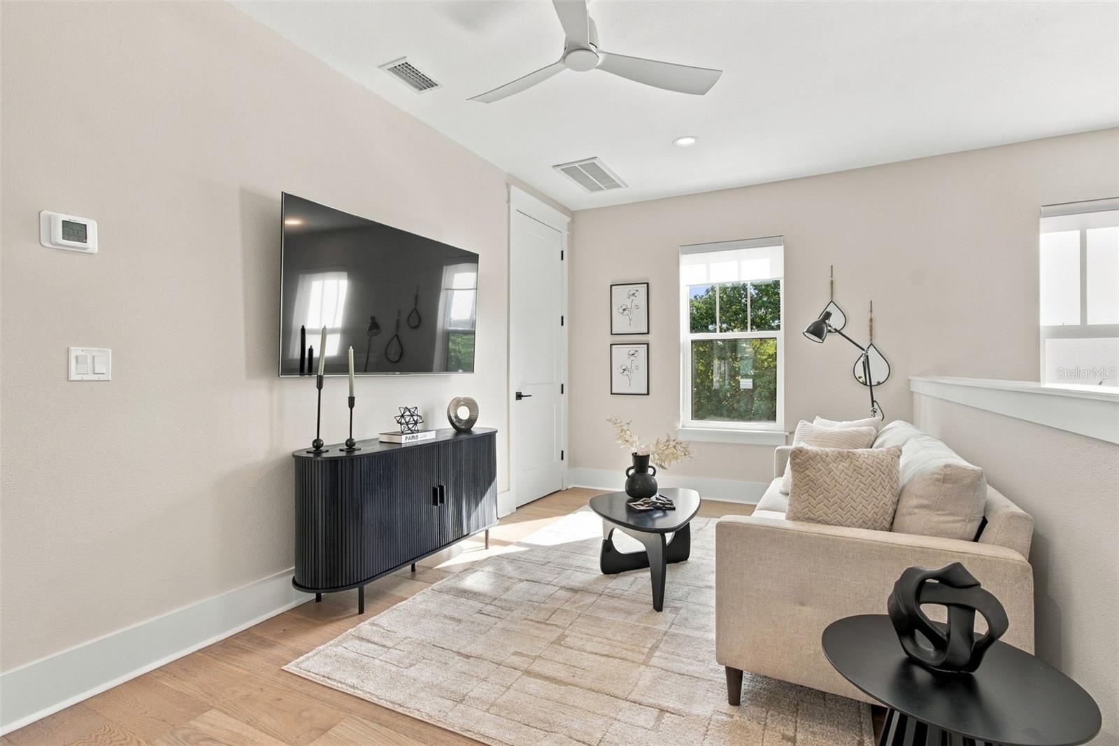 2525 DARTMOUTH AVE N — photo 37