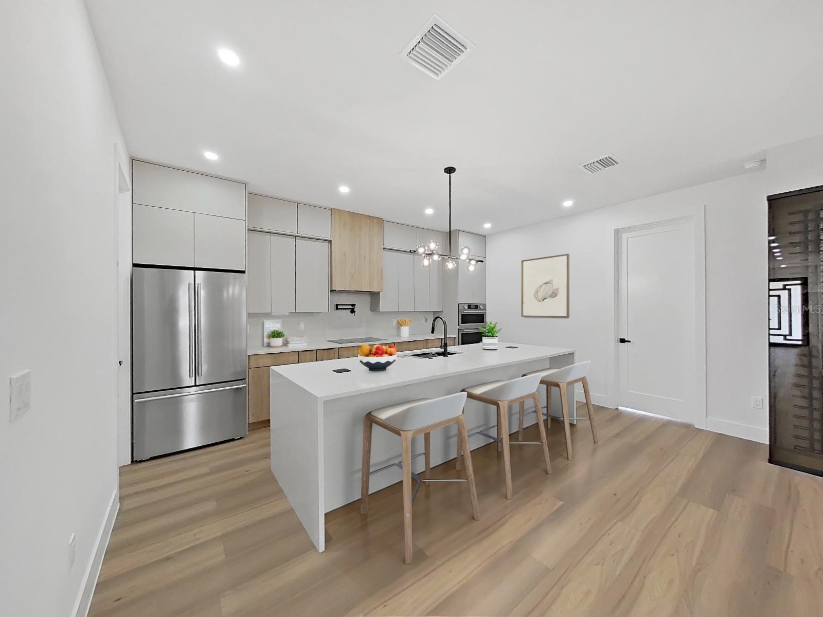1505 W GRACE ST — photo 15