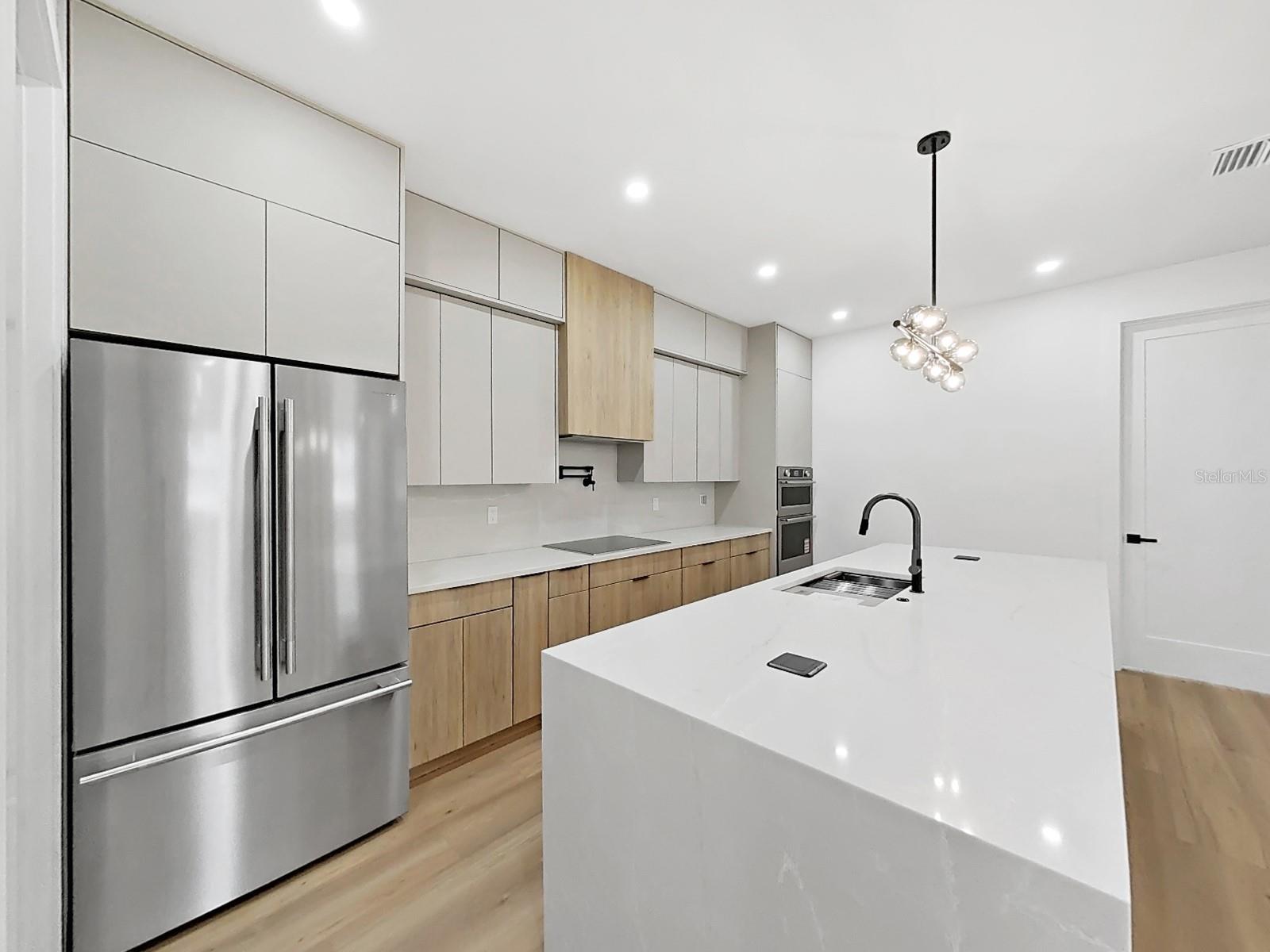1505 W GRACE ST — photo 21