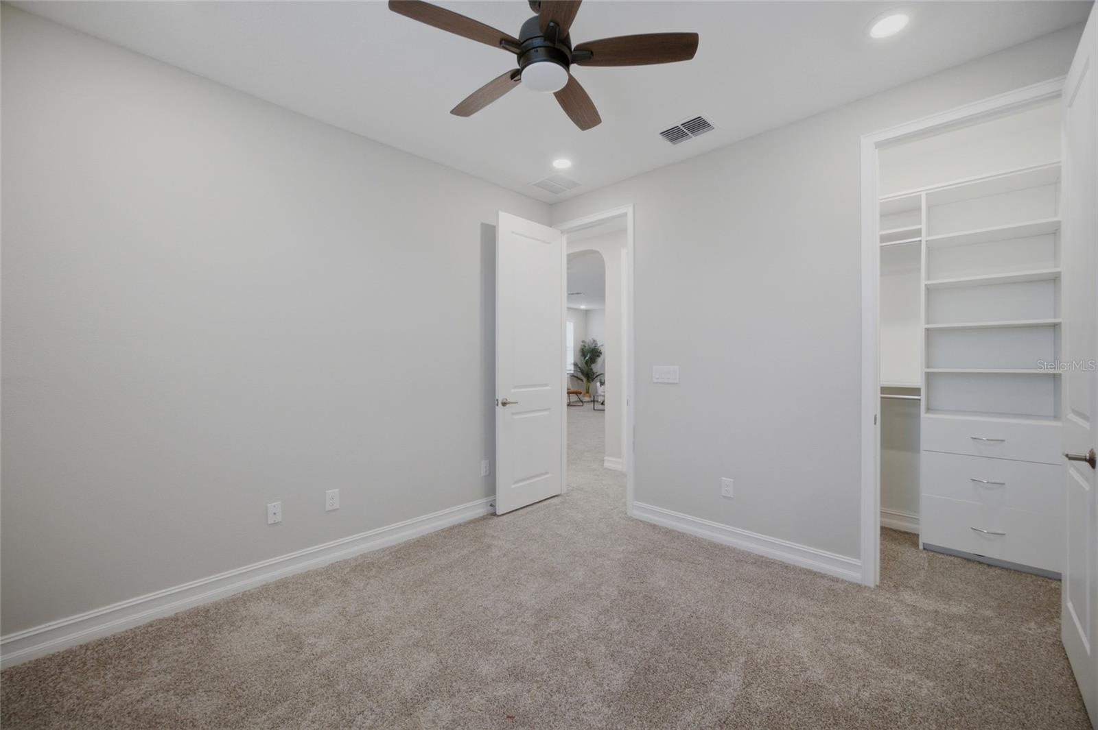 4667 SAN MARTINO DR — photo 36
