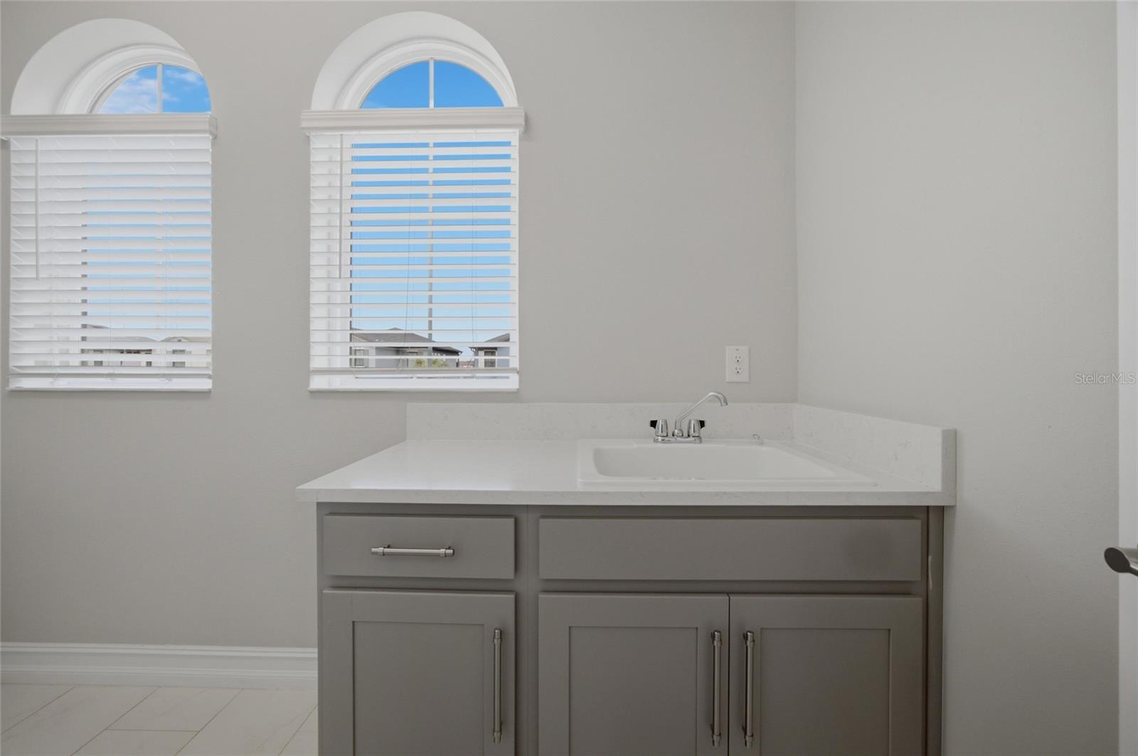 4667 SAN MARTINO DR — photo 40