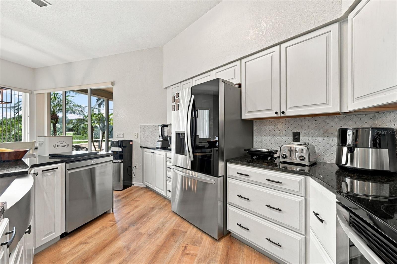 8933 THOREAU PL — photo 8