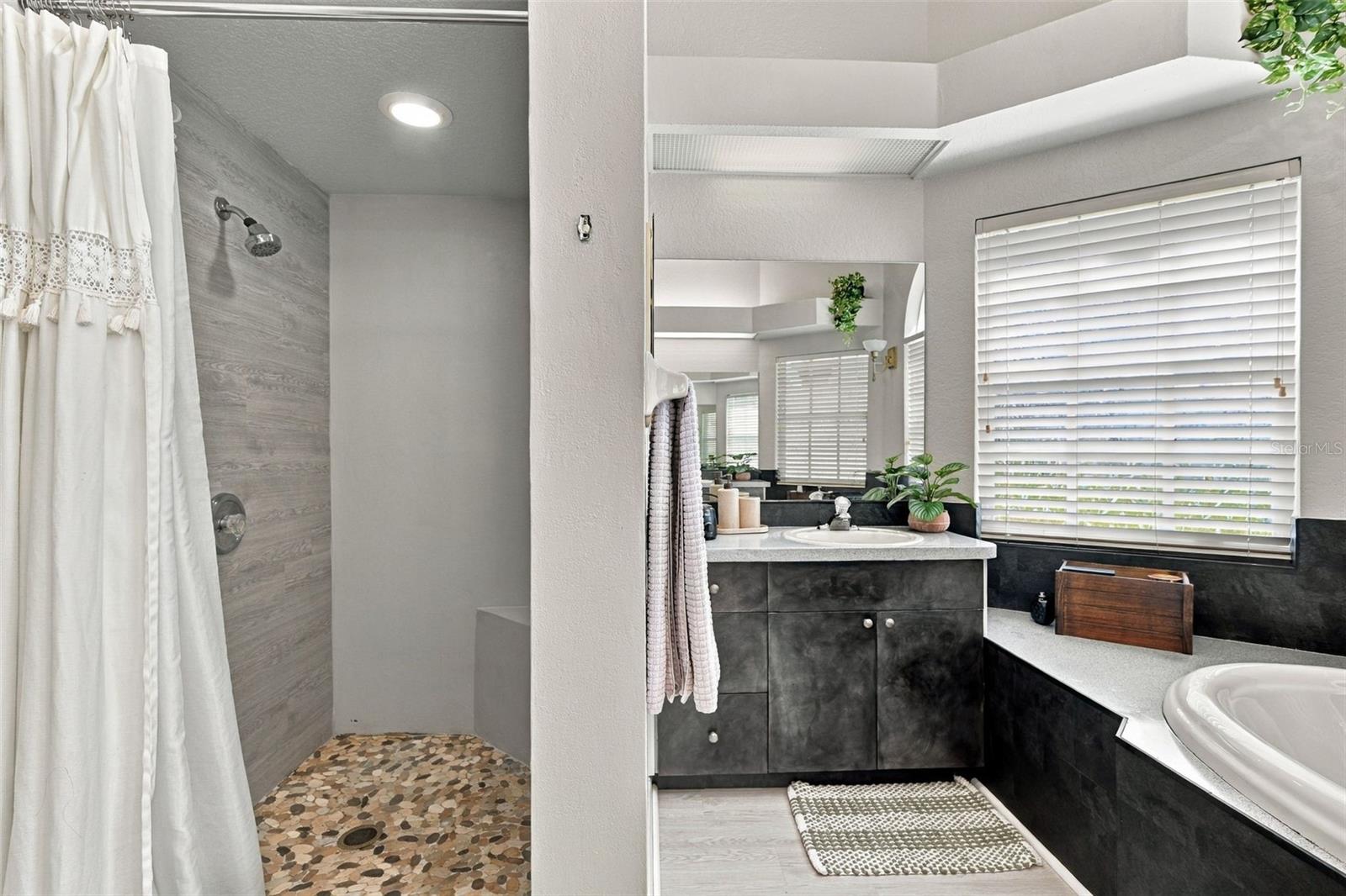 8933 THOREAU PL — photo 24