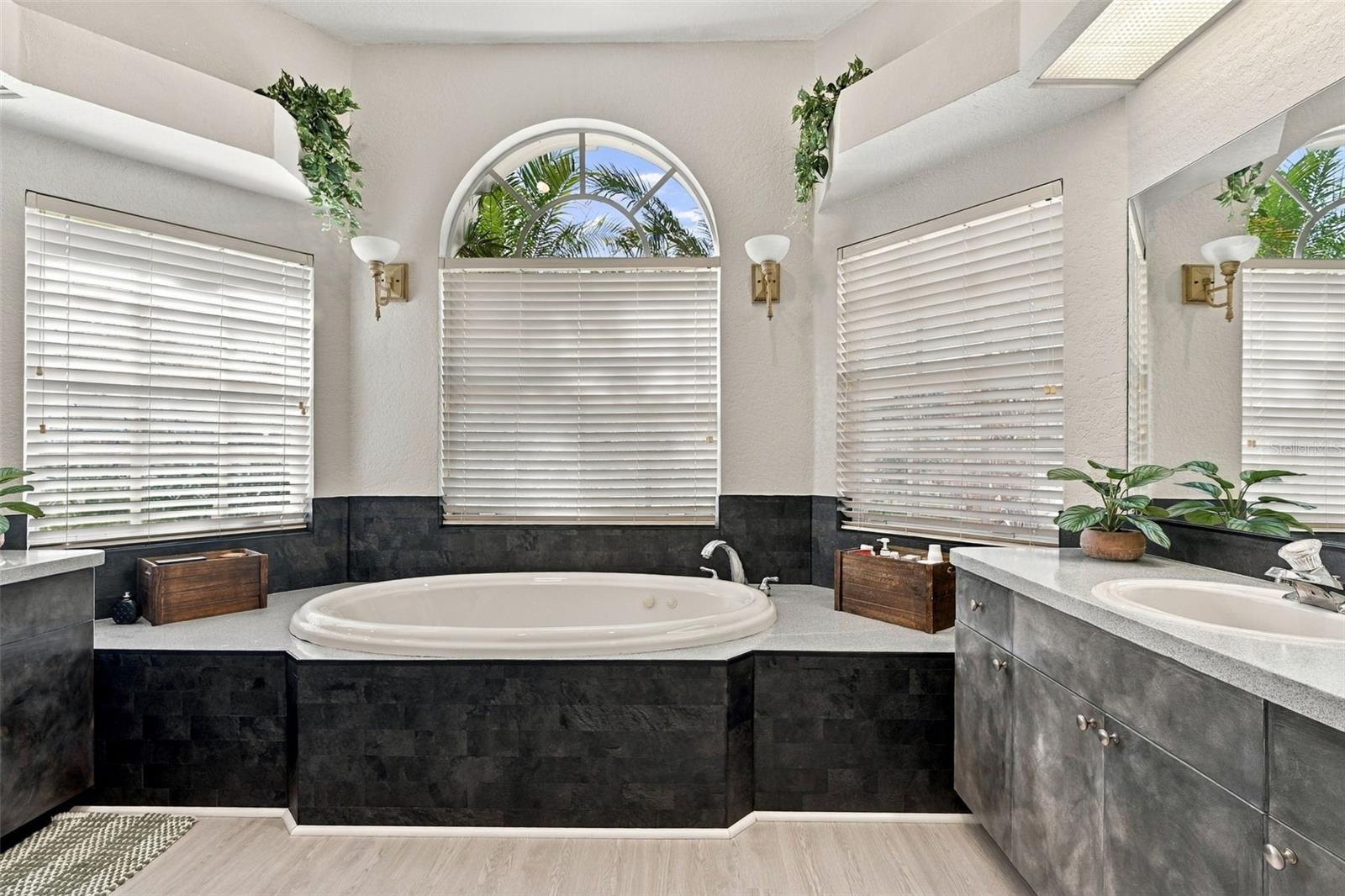 8933 THOREAU PL — photo 23