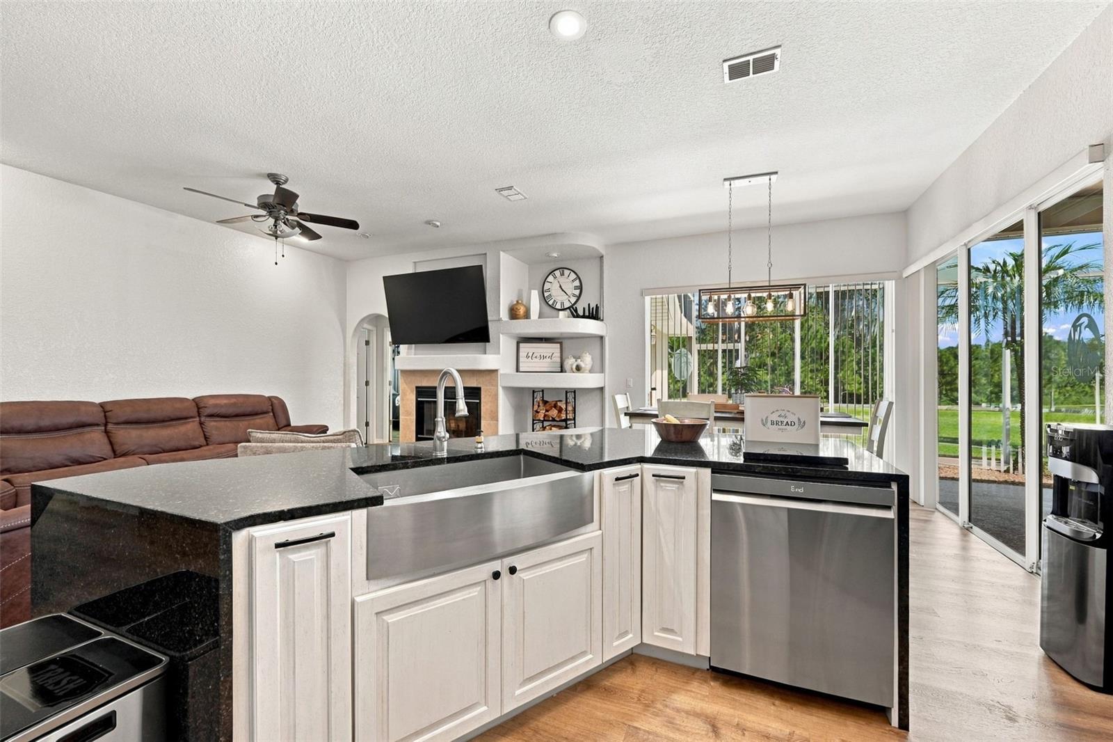 8933 THOREAU PL — photo 9
